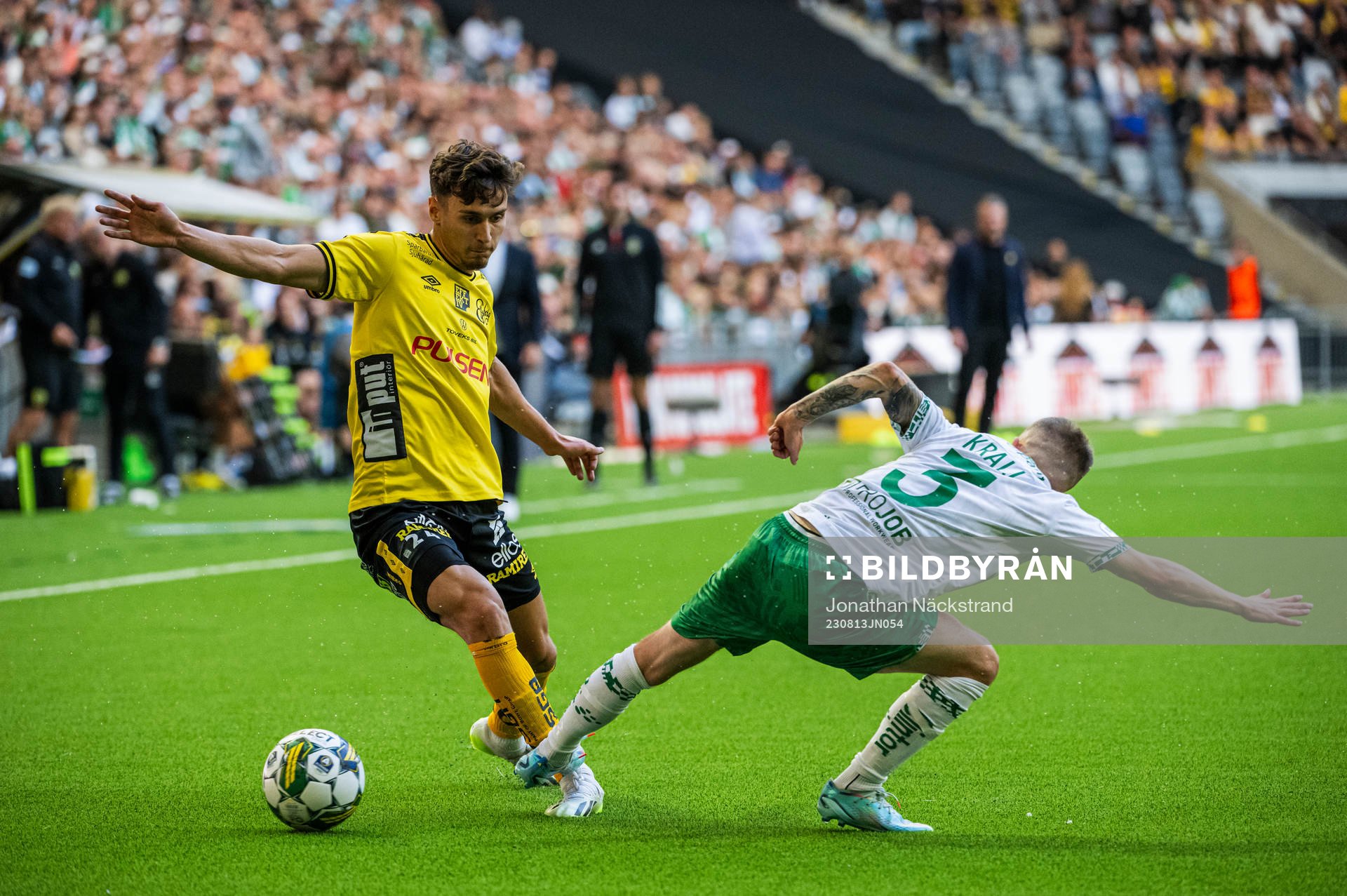Elfsborgs Camil Jebara och Hammarbys Anton Kralj