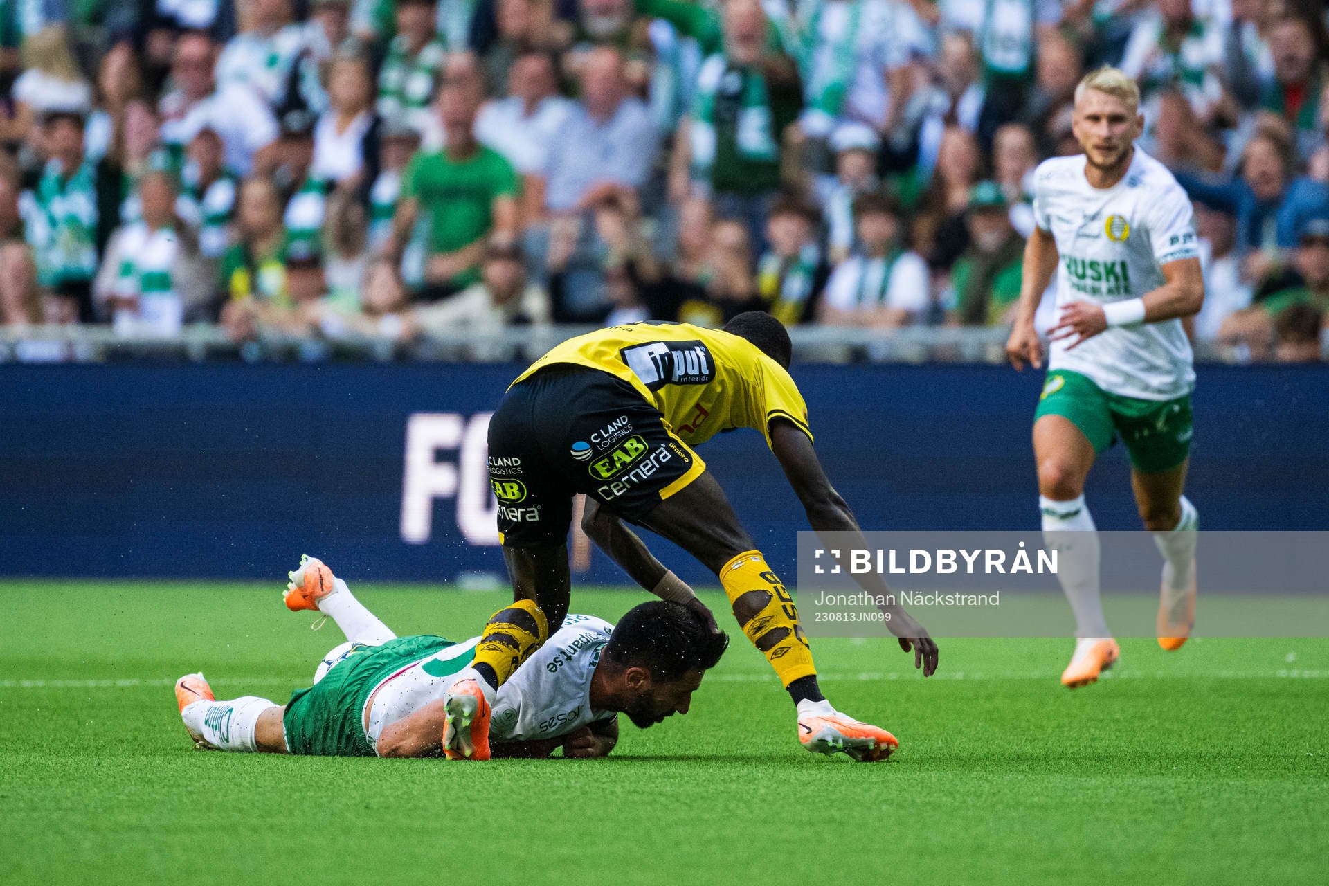 Hammarbys Nahir Besara och Elfsborgs Emmanuel Boateng