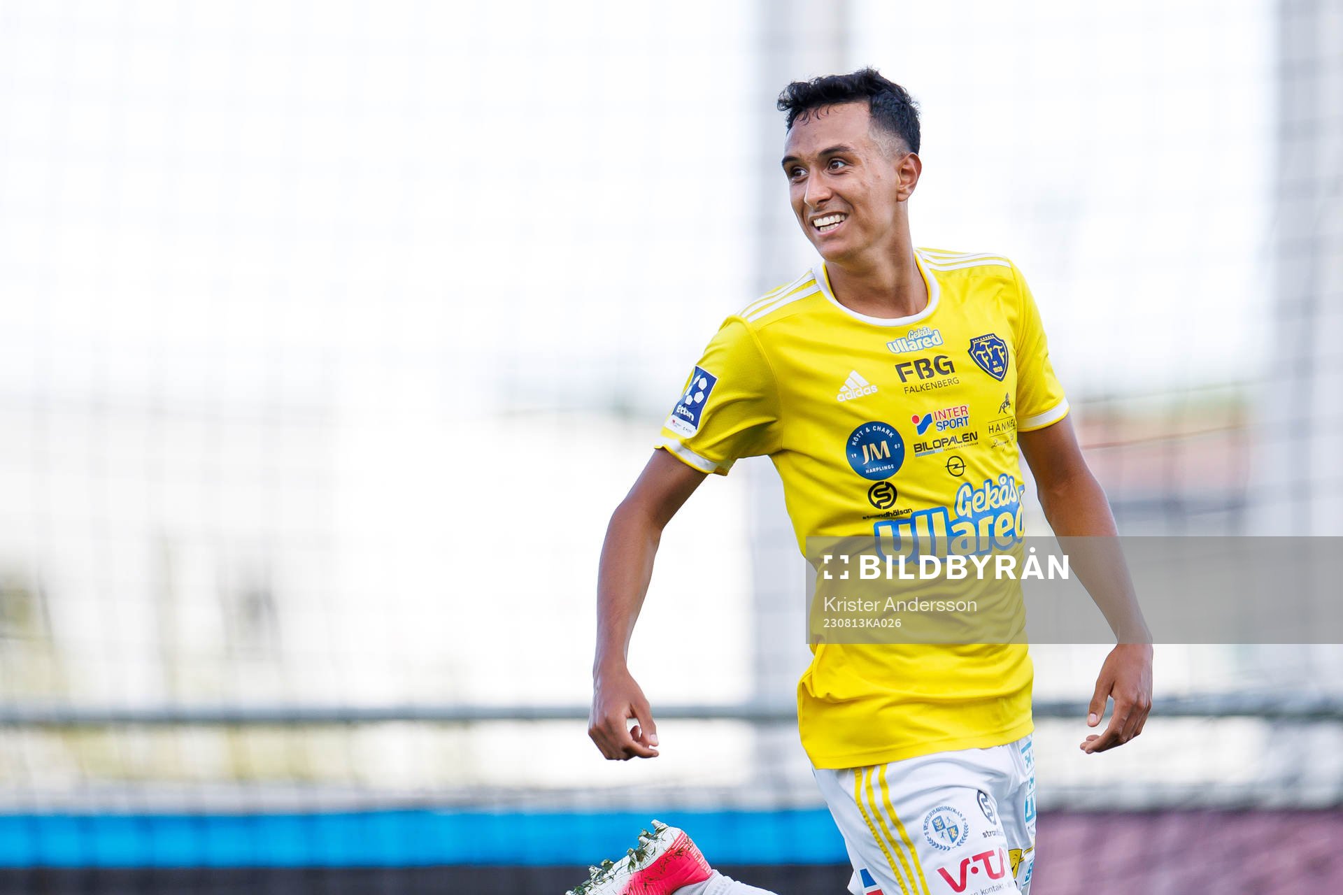 Falkenbergs Oliver Hintsa jublar efter 0-2 under fotbollsmatchen i Ettan södra mellan Falkenberg och Lunds BK den 13 augusti 2023 i Falkenberg.