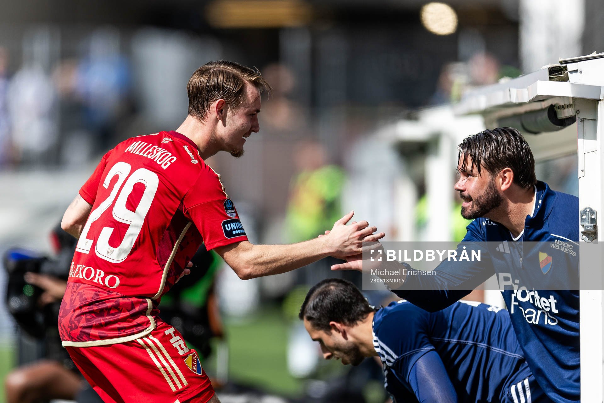 Djurgårdens Noel Milleskog jublar med målvakt Tommi Vaiho