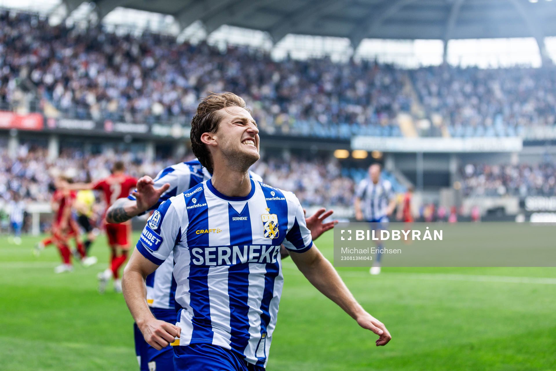 IFK Göteborgs Arbnor Mucolli jublar efter 1-1 under fotbollsmatchen i Allsvenskan mellan IFK Göteborg och Djurgården den 13 augusti 2023 i Göteborg.