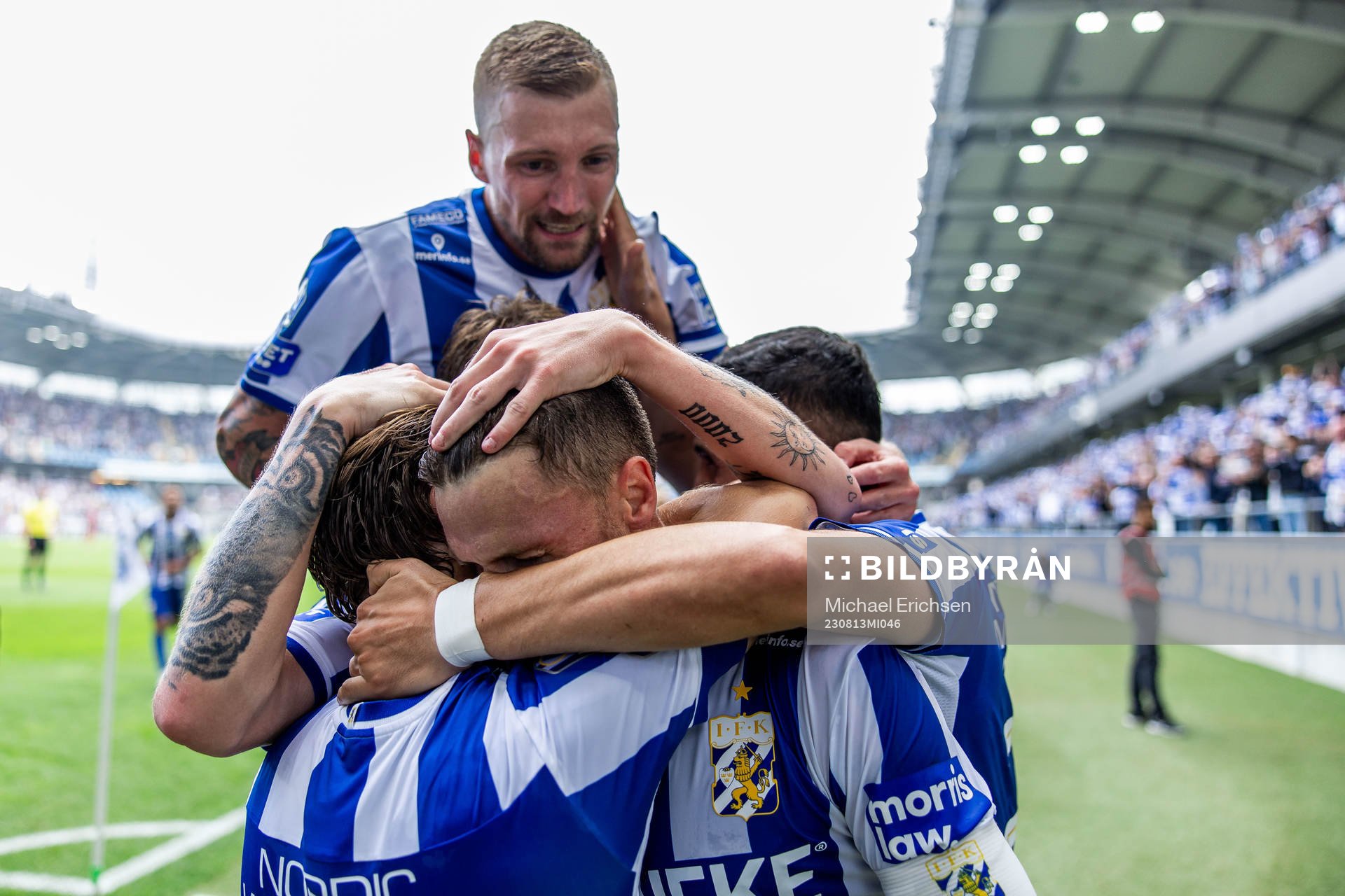 IFK Göteborgs Marcus Berg jublar med lagkamrater