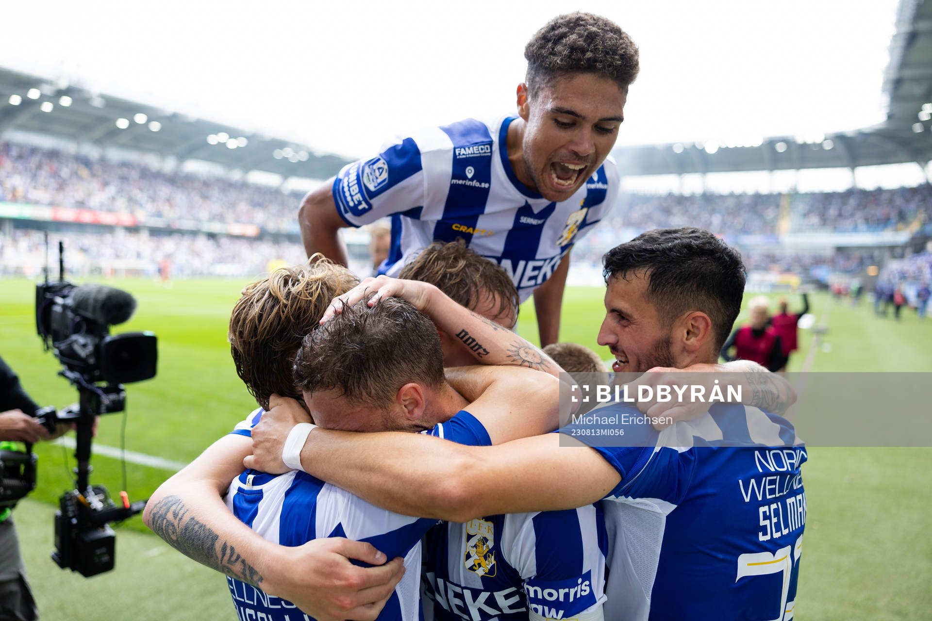 IFK Göteborgs Marcus Berg jublar med lagkamrater