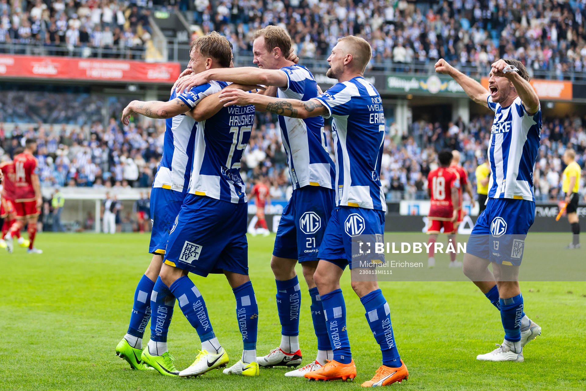 IFK Göteborgs spelare jublar