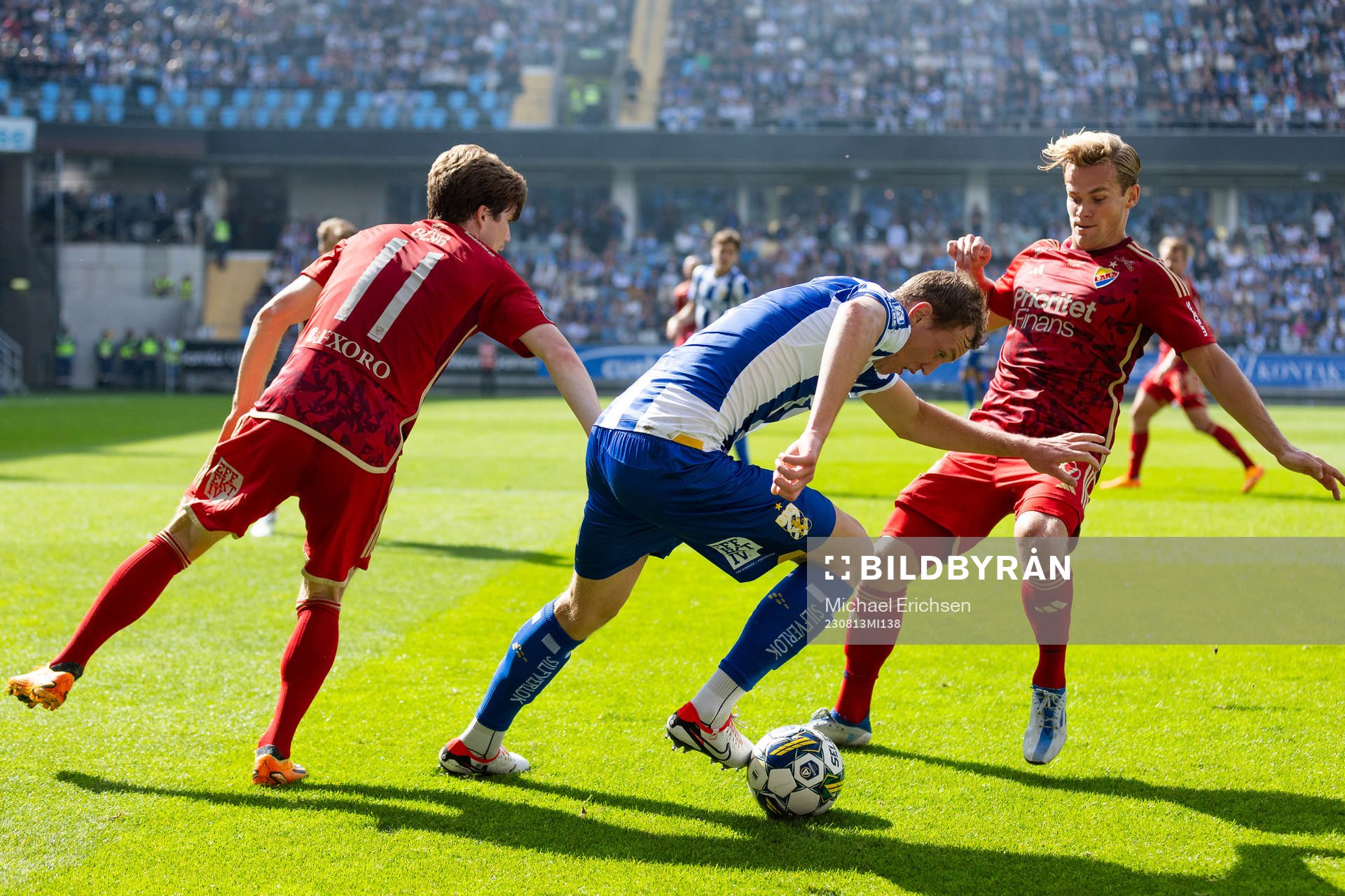 Djurgårdens Oliver Berg och Hampus Finndell mot IFK