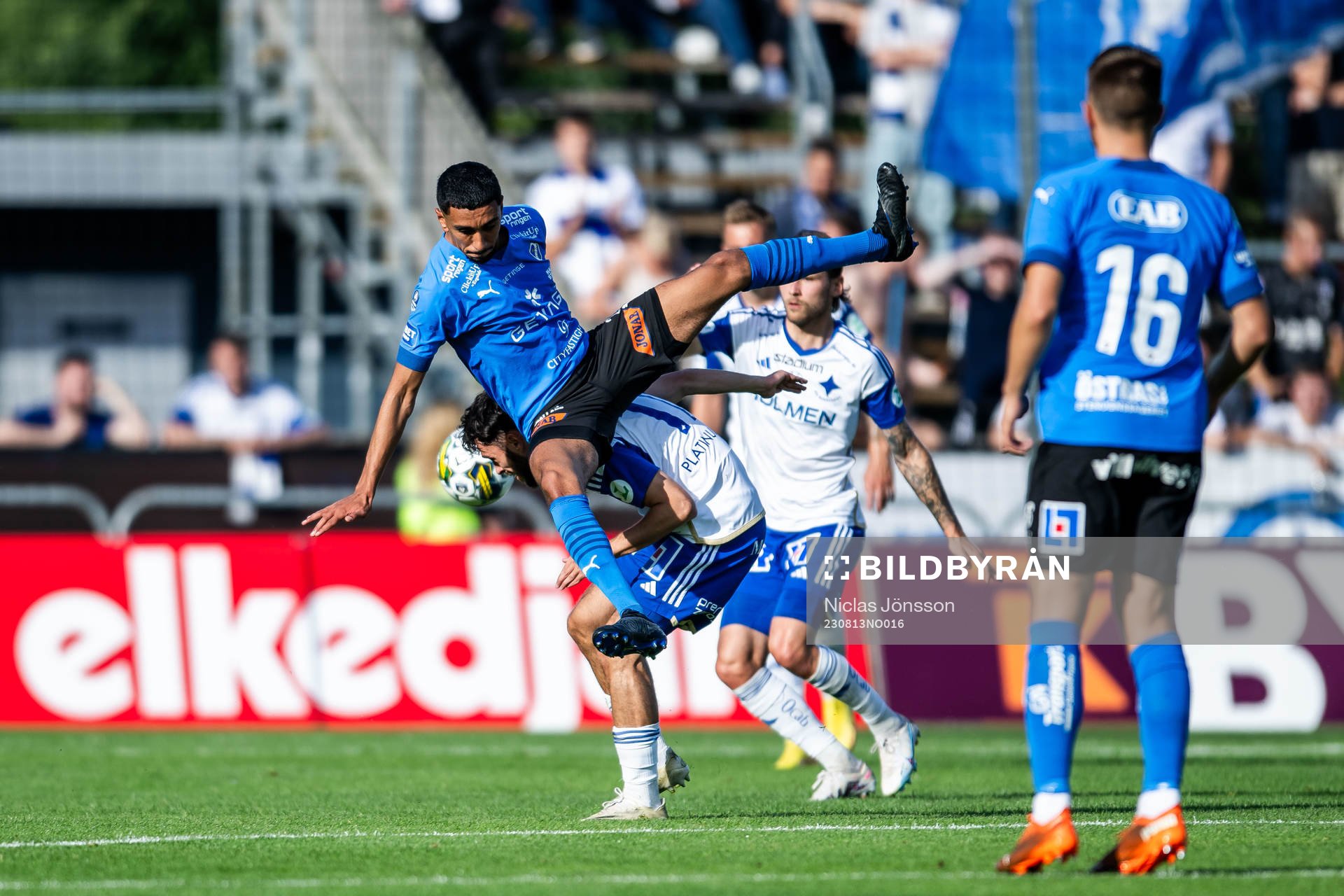 Halmstads Amir Al-Ammari och IFK Norrköpings Arnor