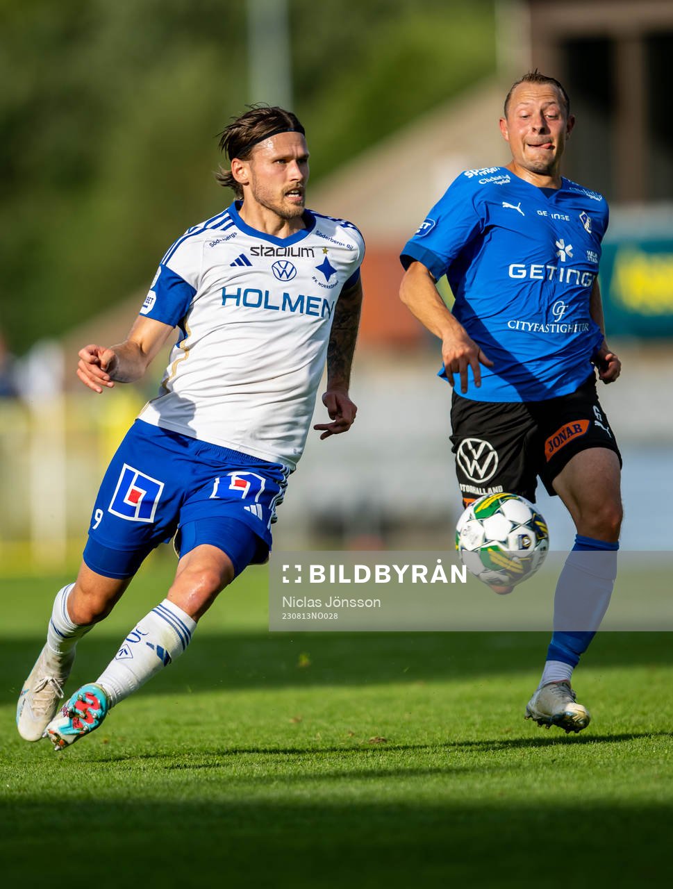 IFK Norrköpings Arnor Traustason och Halmstads Joel