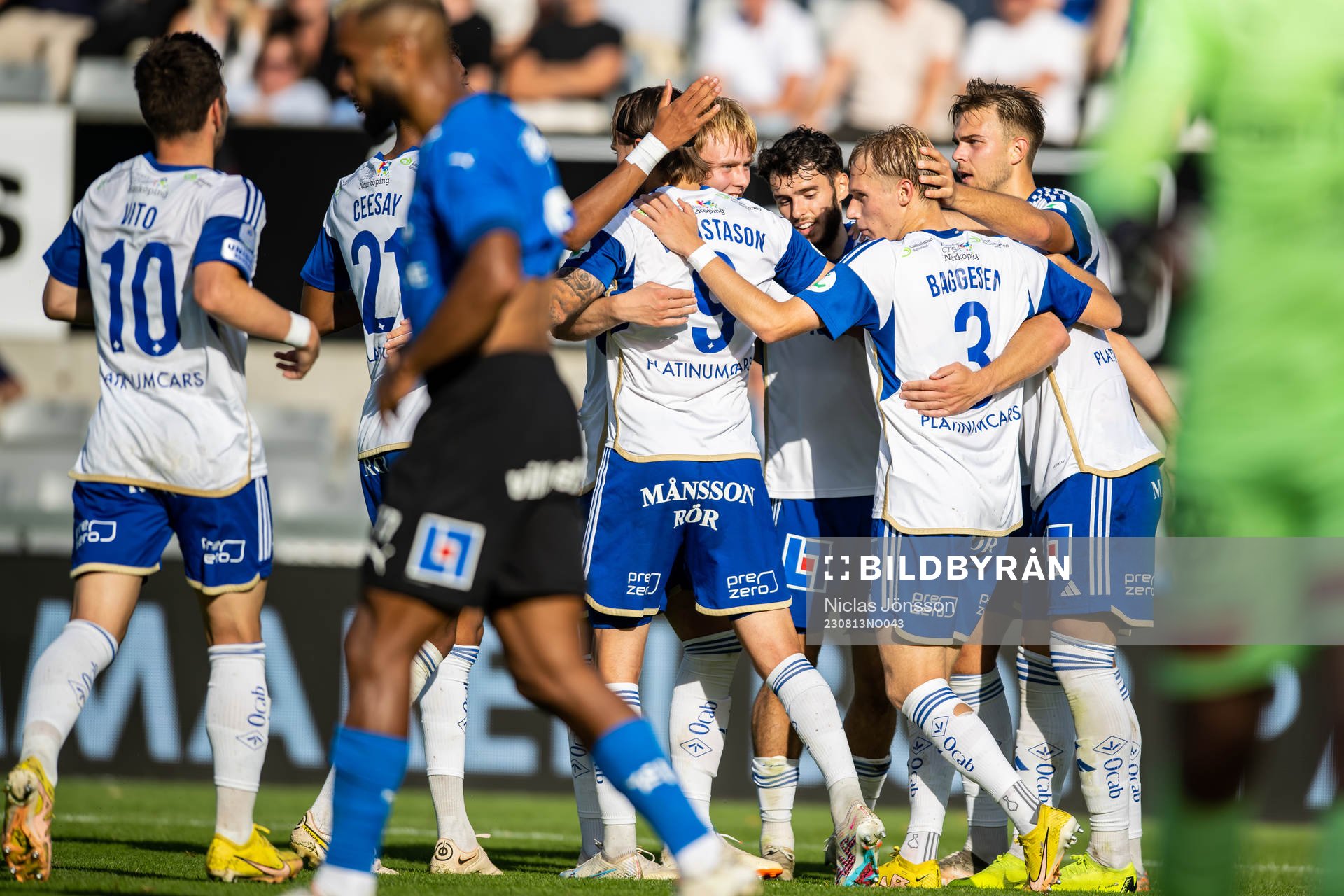 IFK Norrköpings spelarna jublar