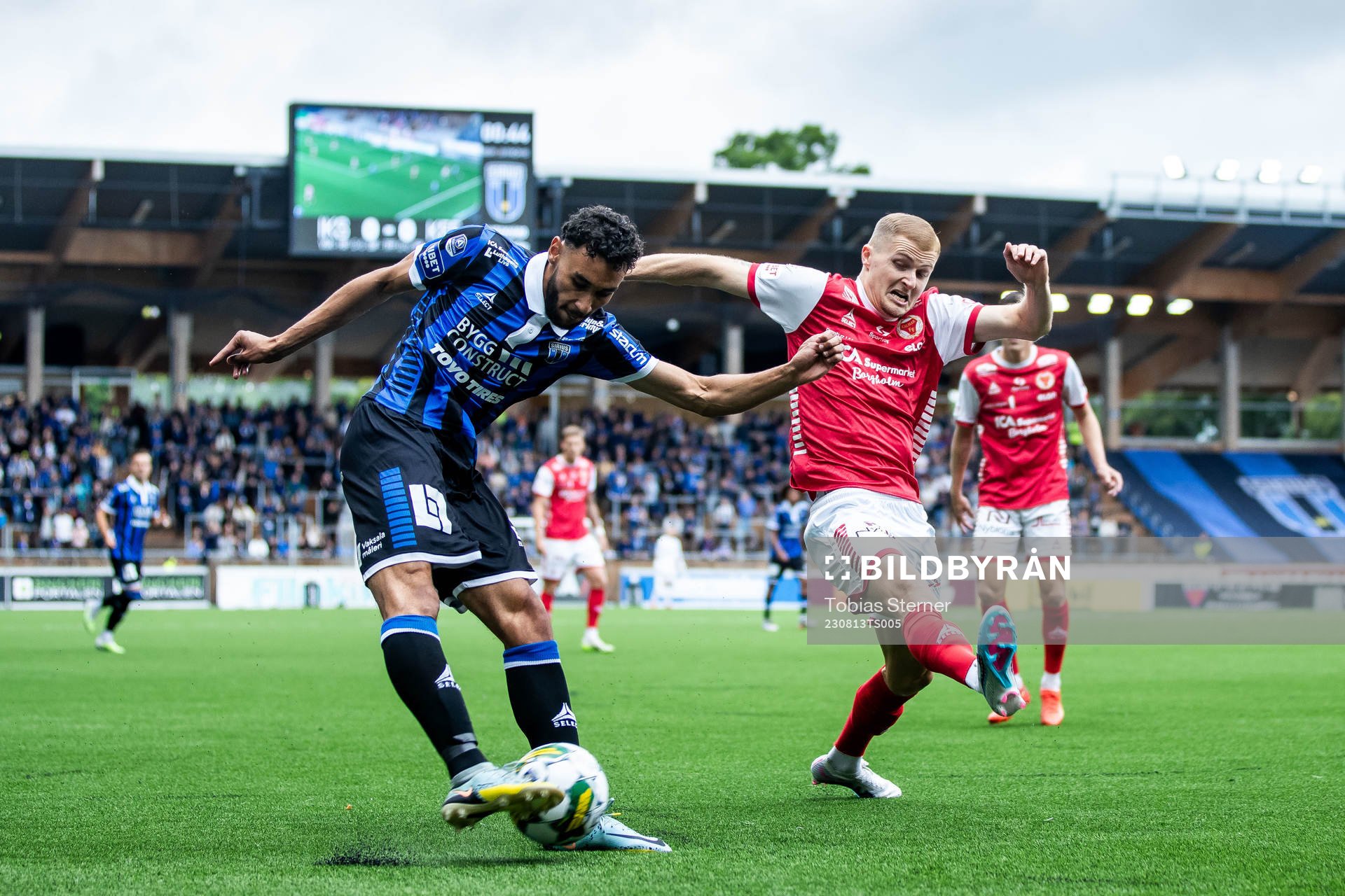 Sirius Joakim Persson och Kalmars David Kristjan Olafsson
