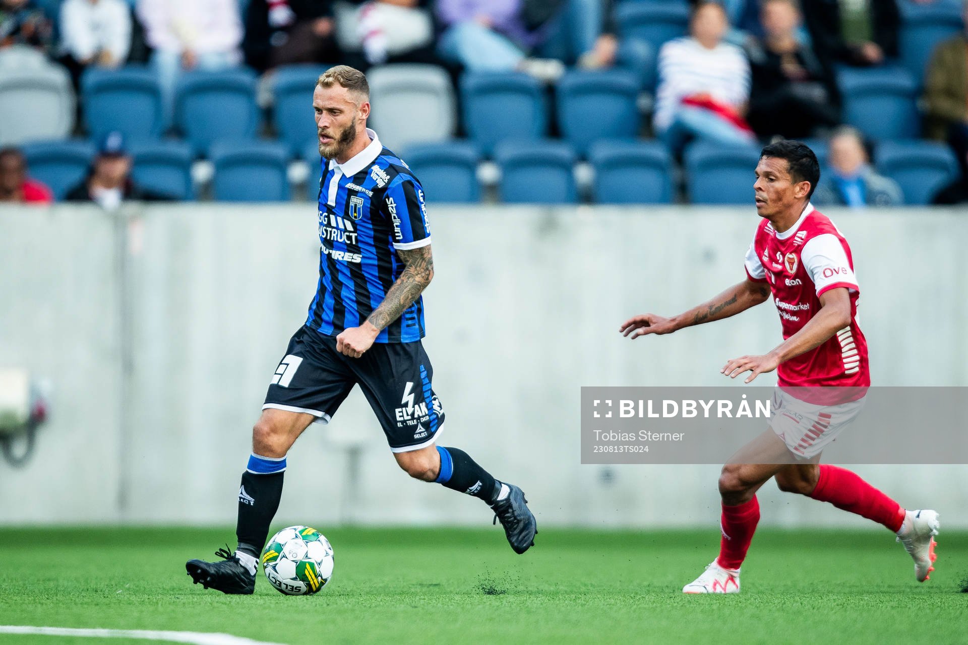 Sirius Joeri De Kamps och Kalmars Romario Pereira Sipiao