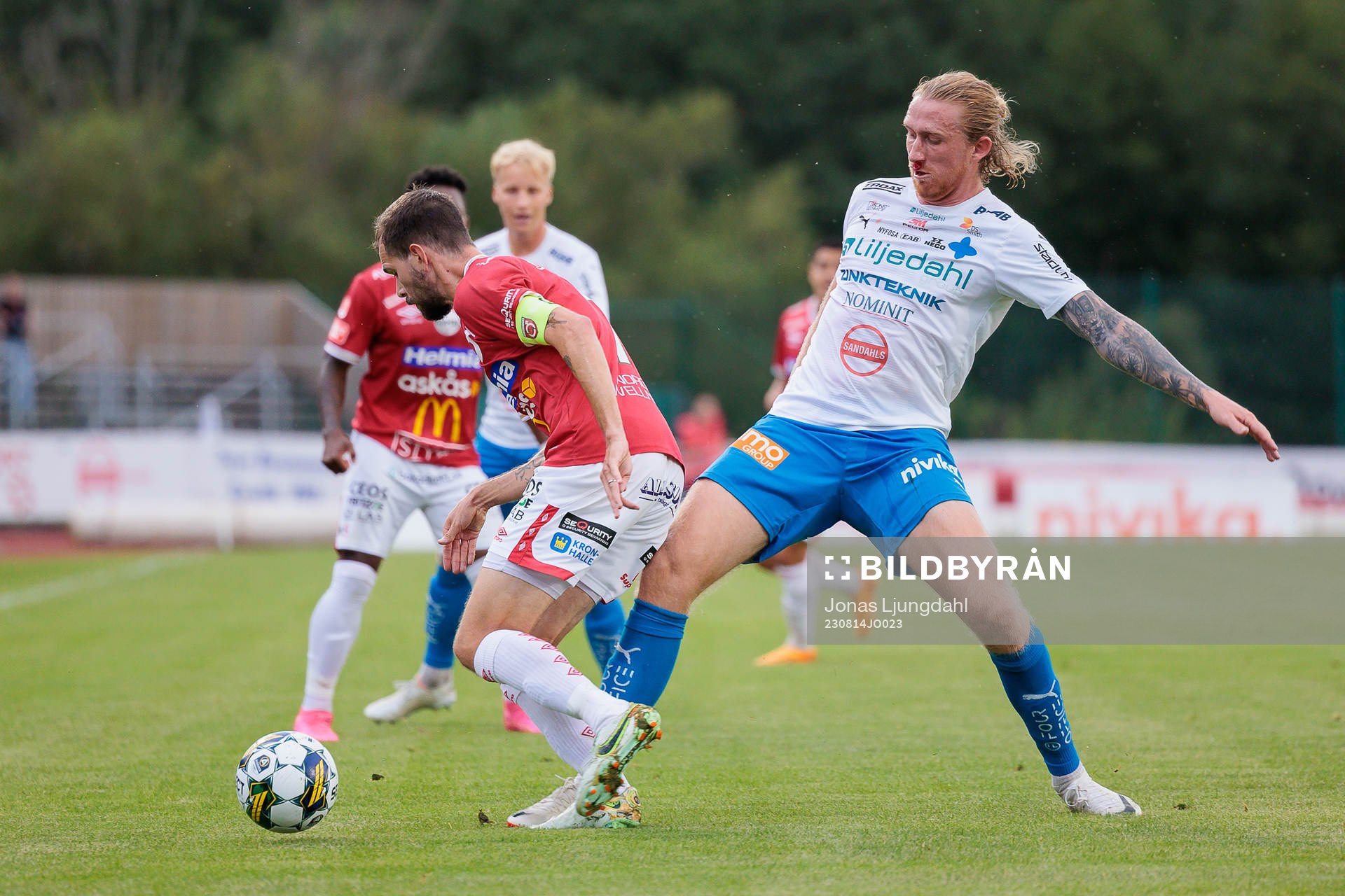 Degerfors Sebastian Ohlsson och Värnamos Hampus Näsström