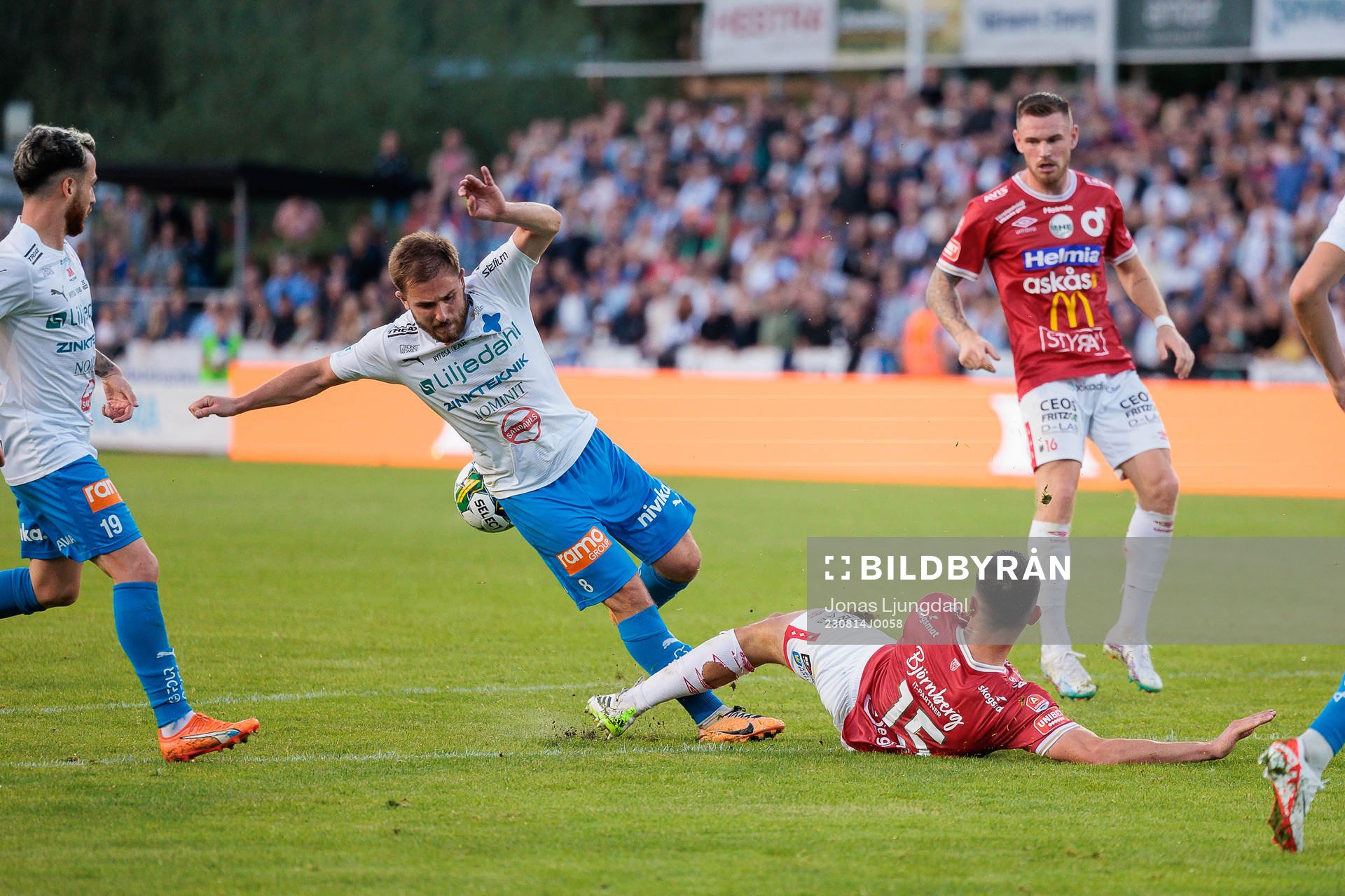 Värnamos Albion Ademi och Degerfors Seid Korac