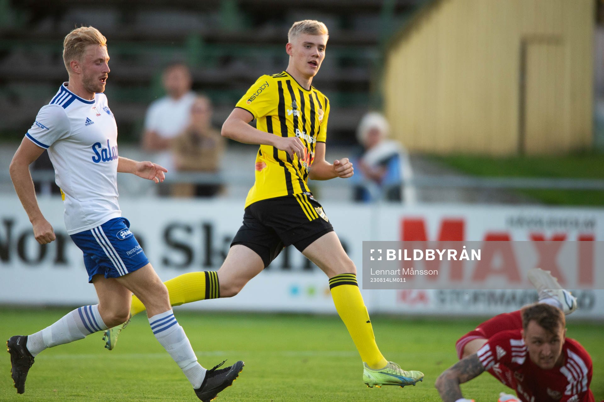 IFK Hässleholms Linus Roslund i matchen i DM mellan IFK