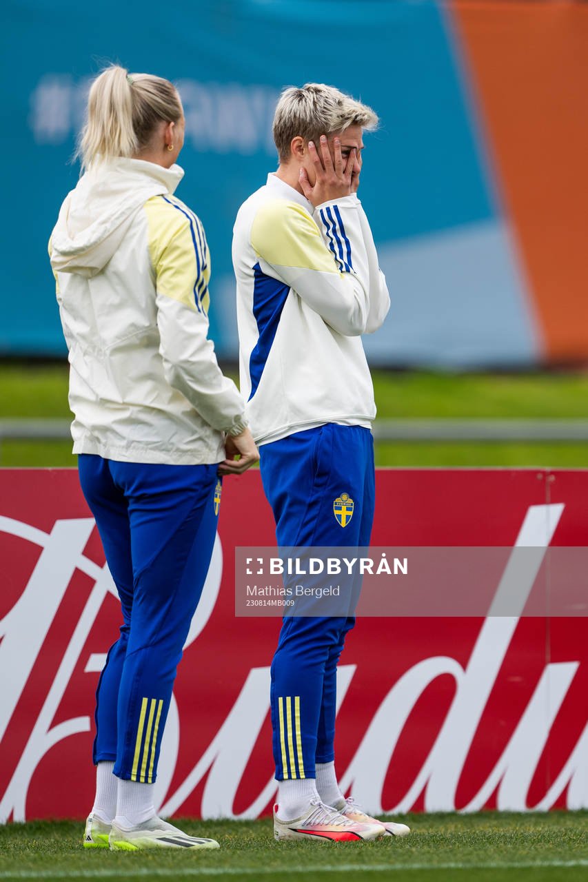 Stina Blackstenius and Lina Hurtig of the Swedish women's