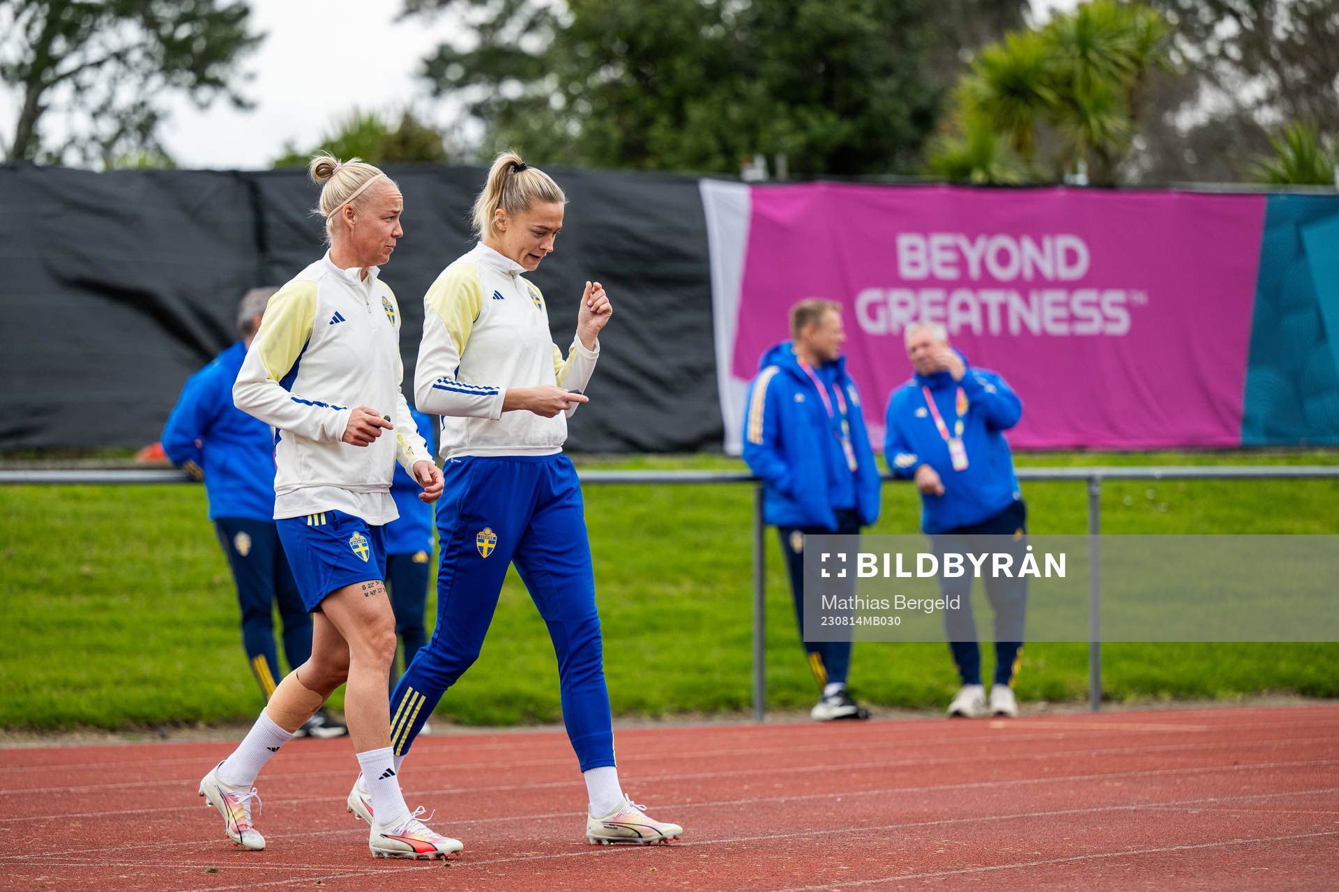 Caroline Seger and Fridolina Rolfö of the Swedish women's