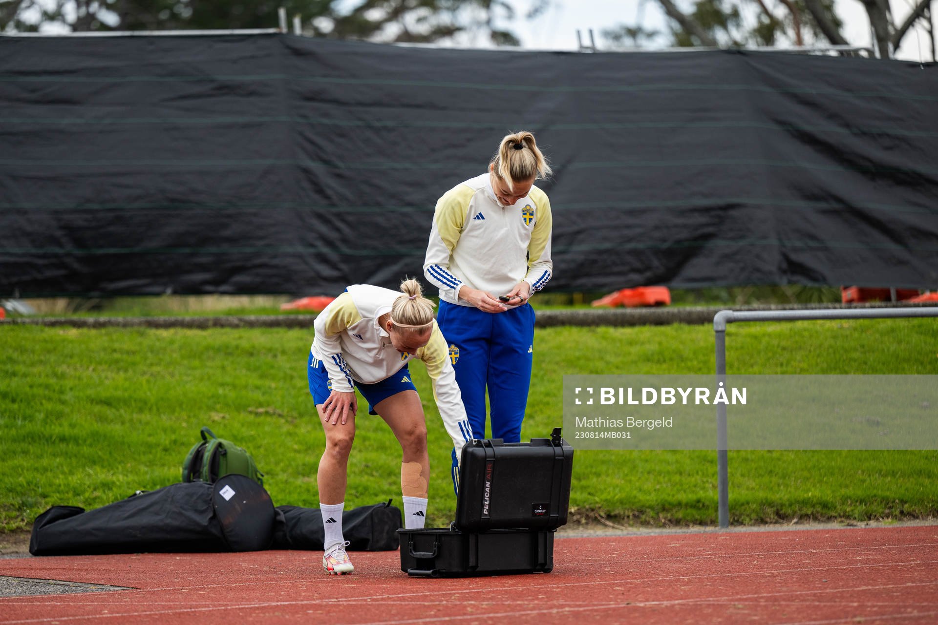 Caroline Seger and Fridolina Rolfö of the Swedish women's