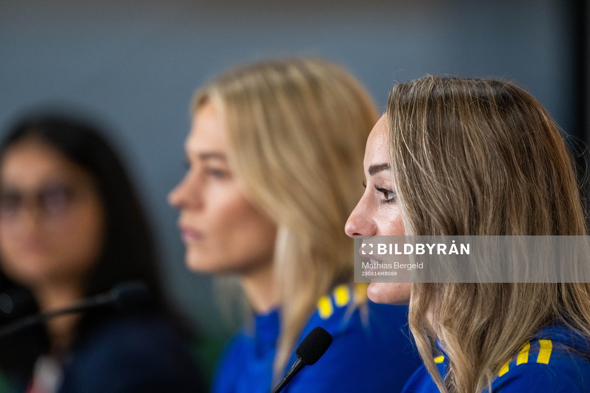 Fridolina Rolfö and Kosovare Asllani of the Swedish