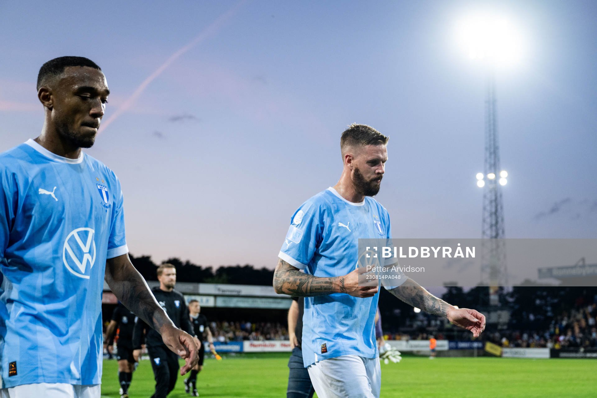 Malmö FFs Derek Cornelius och Pontus Jansson deppar