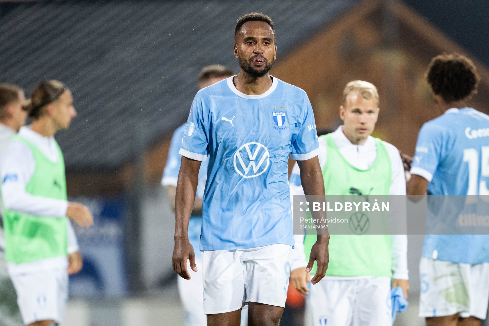 Malmö FFs Isaac Kiese Thelin deppar
