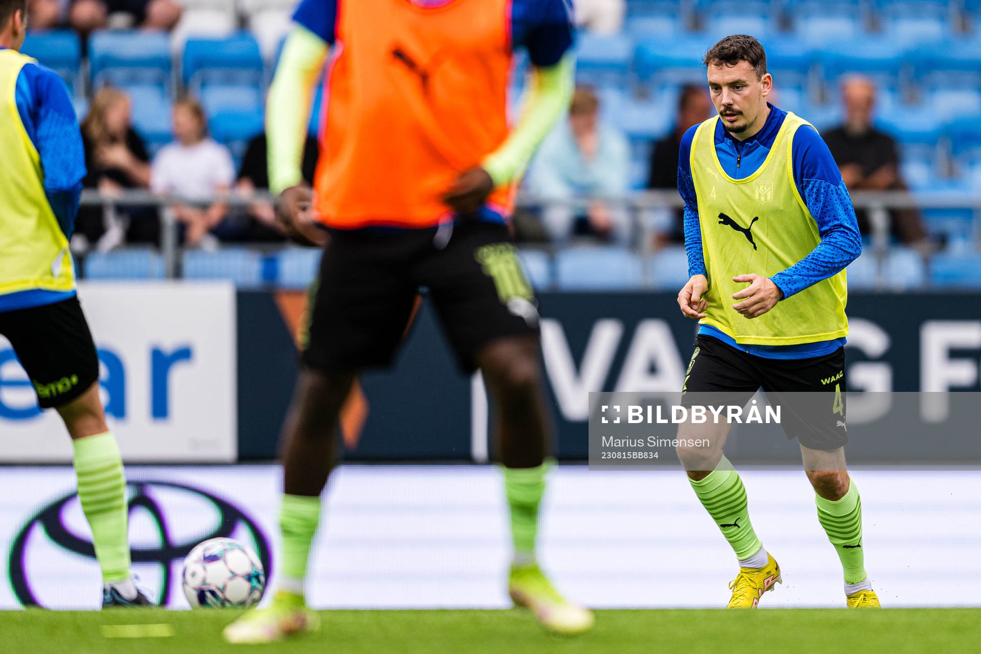 Vegard Forren of Klaksvik warms up