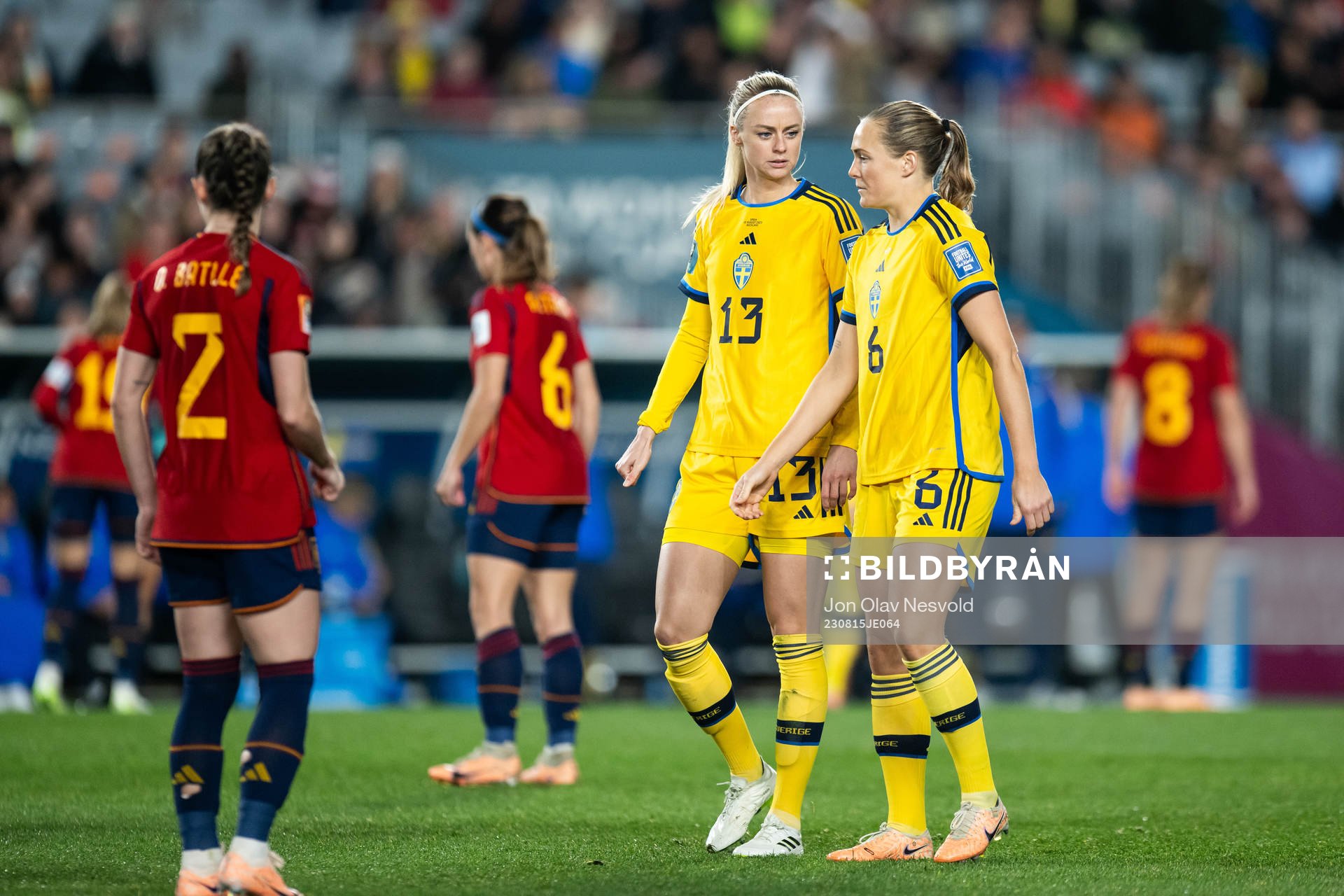 Amanda Ilestedt and Magdalena Eriksson of Sweden