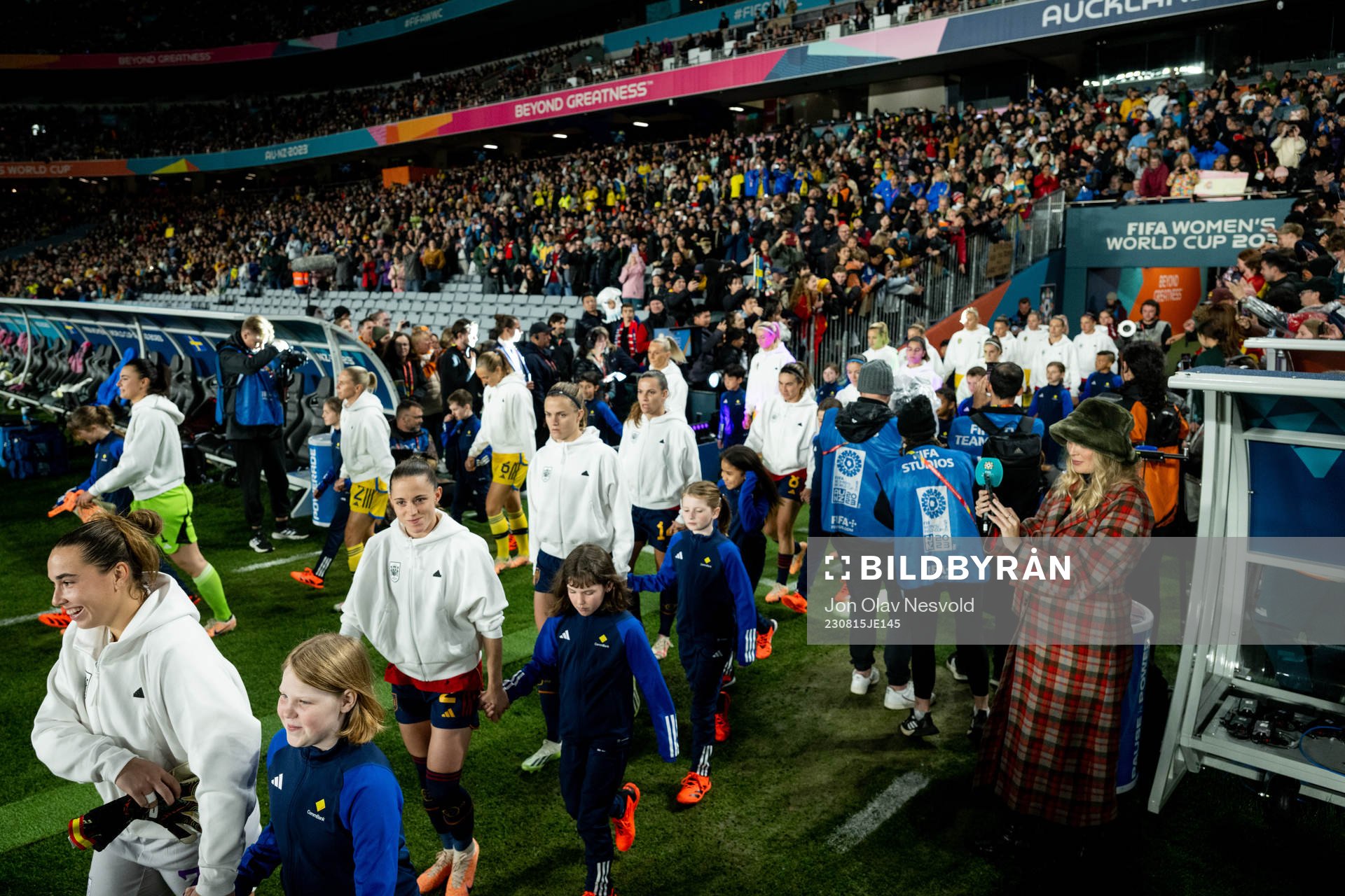 Players enter the pitch