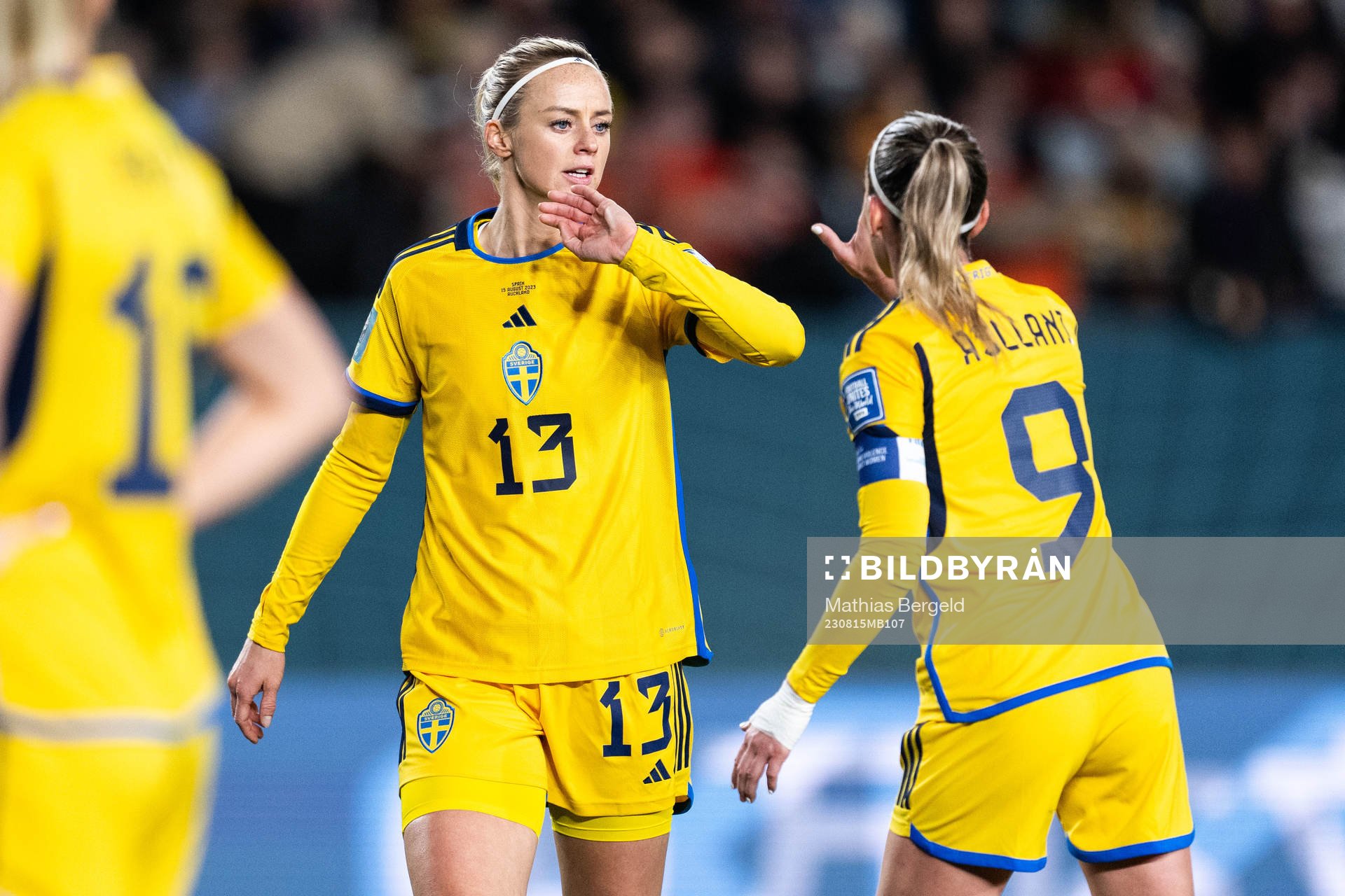 Amanda Ilestedt and Kosovare Asllani of Sweden