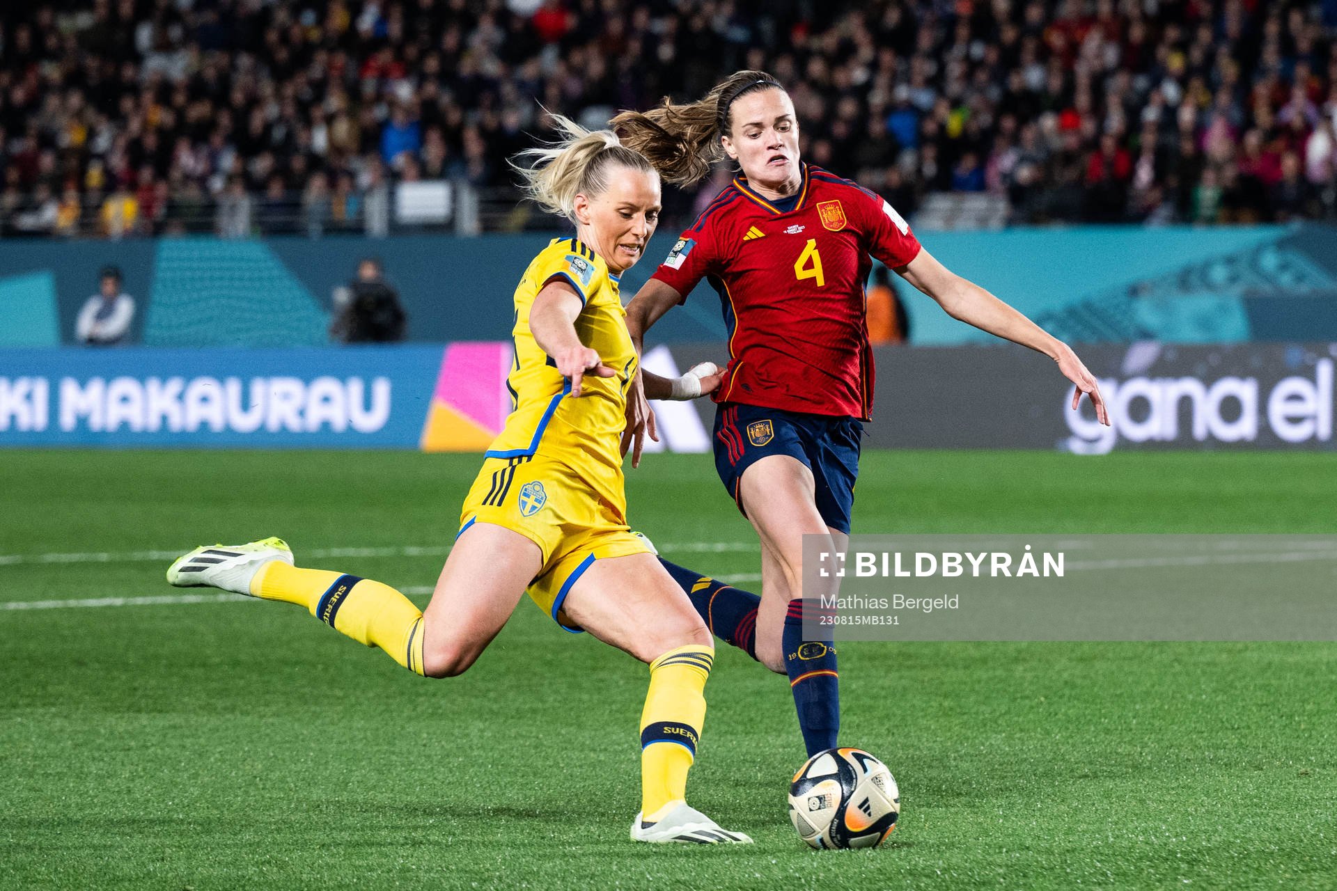 Stina Blackstenius of Sweden and Irene Paredes of Spain
