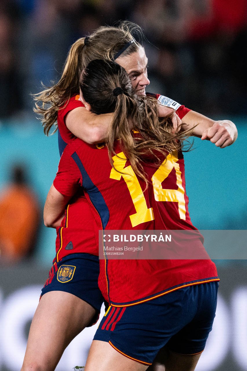Irene Paredes and Laia Codina of Spain celebrate