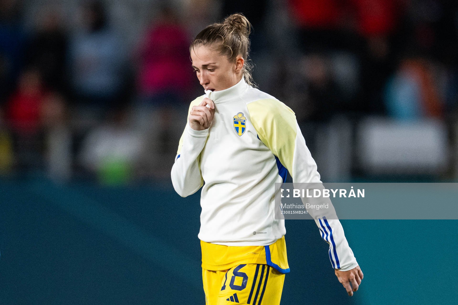 Kosovare Asllani of Sweden looks dejected