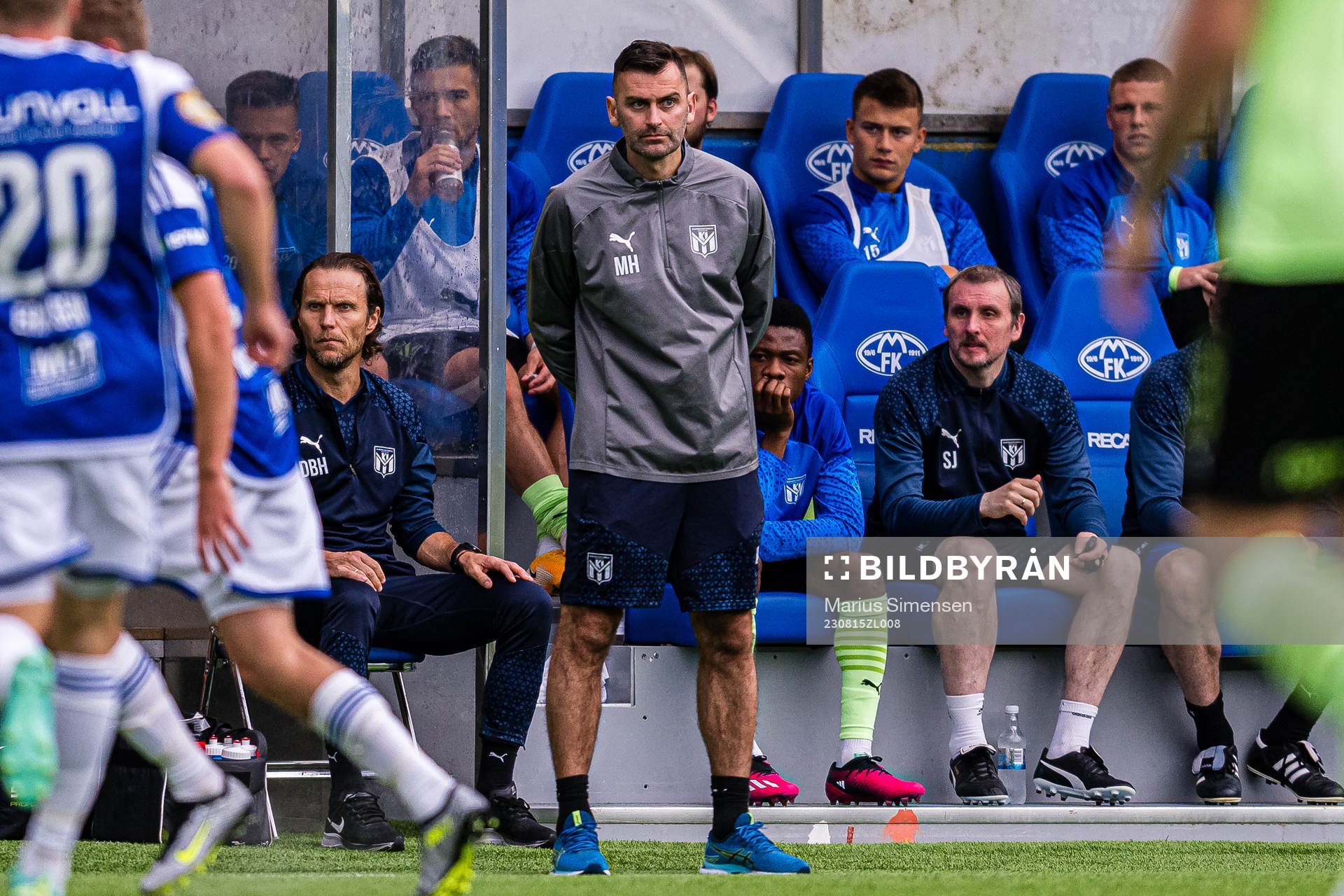 Daniel Berg Hestad, assistant coach of Klaksvík, and Magne