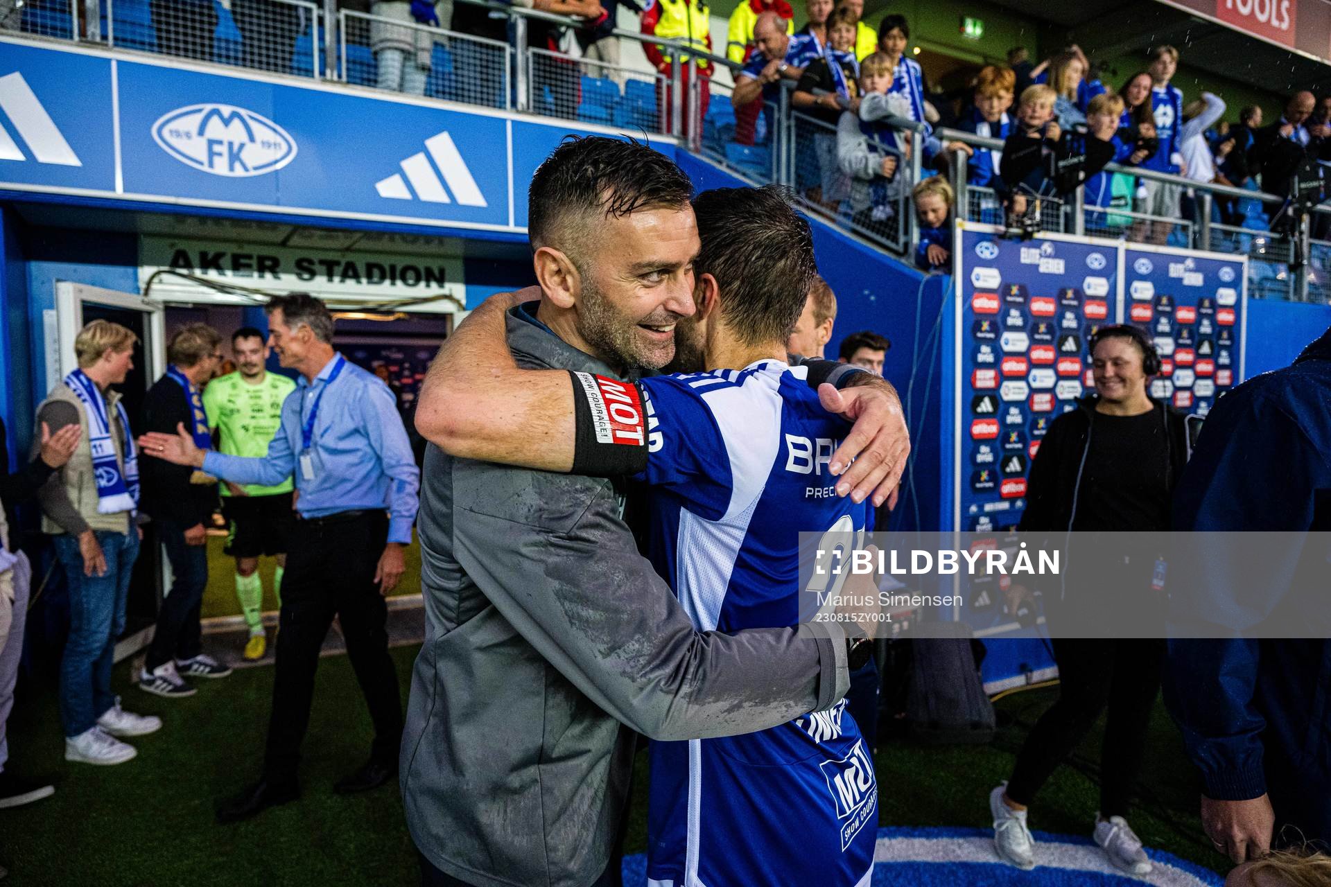 Magne Hoseth, head coach of Klaksvík, and Martin Linnes of