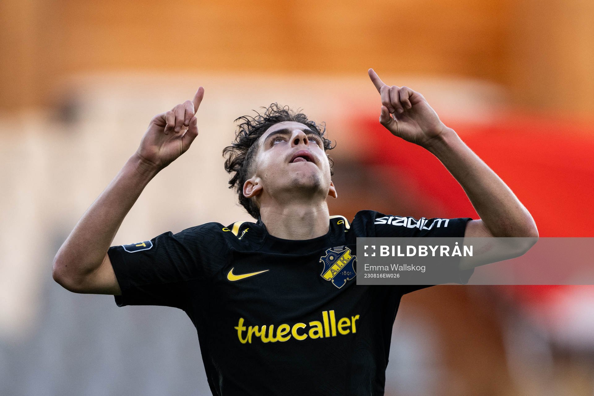 AIKs Taha Ayari jublar efter 0-2 under fotbollsmatchen i Svenska Cupen mellan Dalkurd och AIK den 16 augusti 2023 i Uppsala. 
