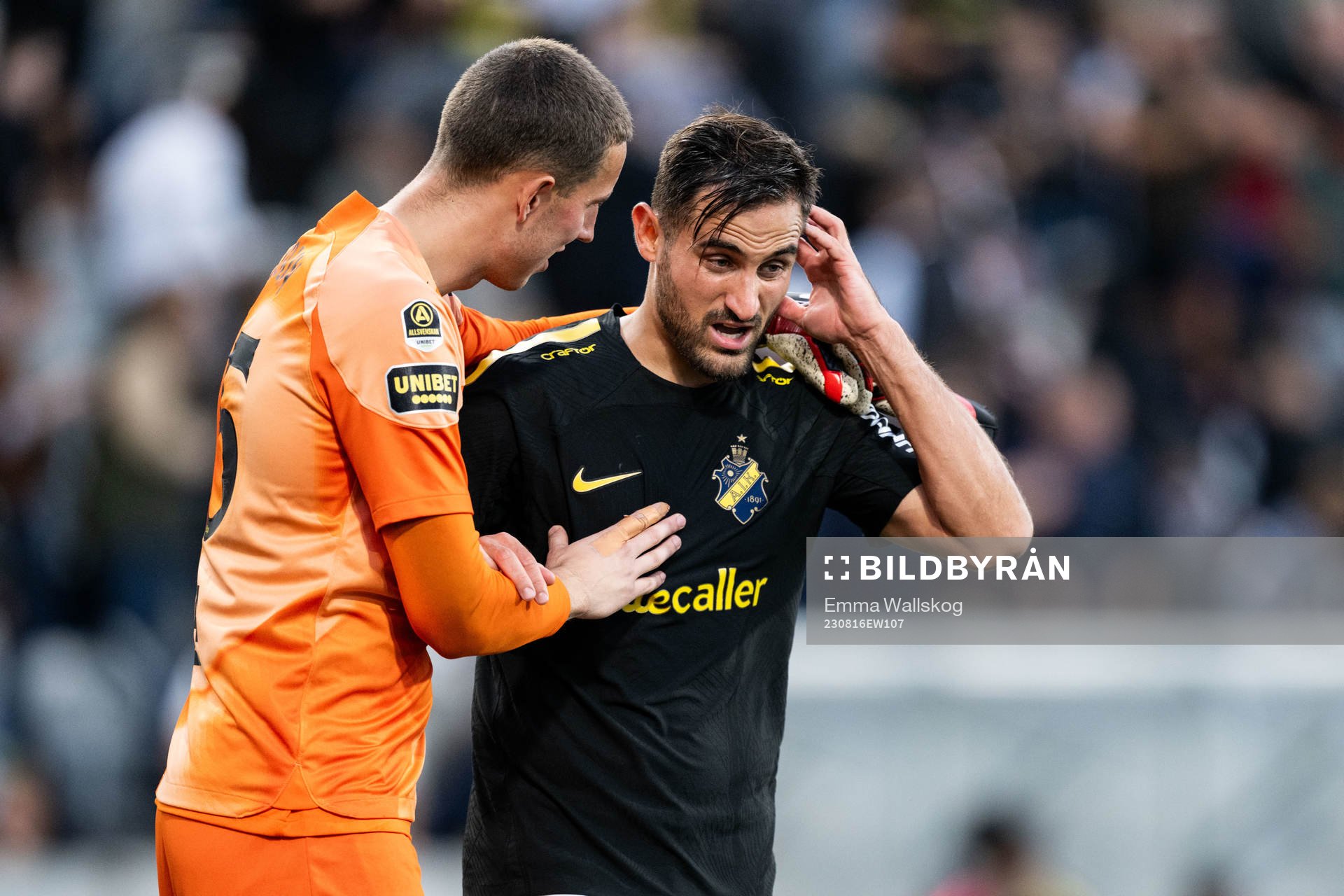 AIKs målvakt Samuel Brolin och Sotirios Papagiannopoulos