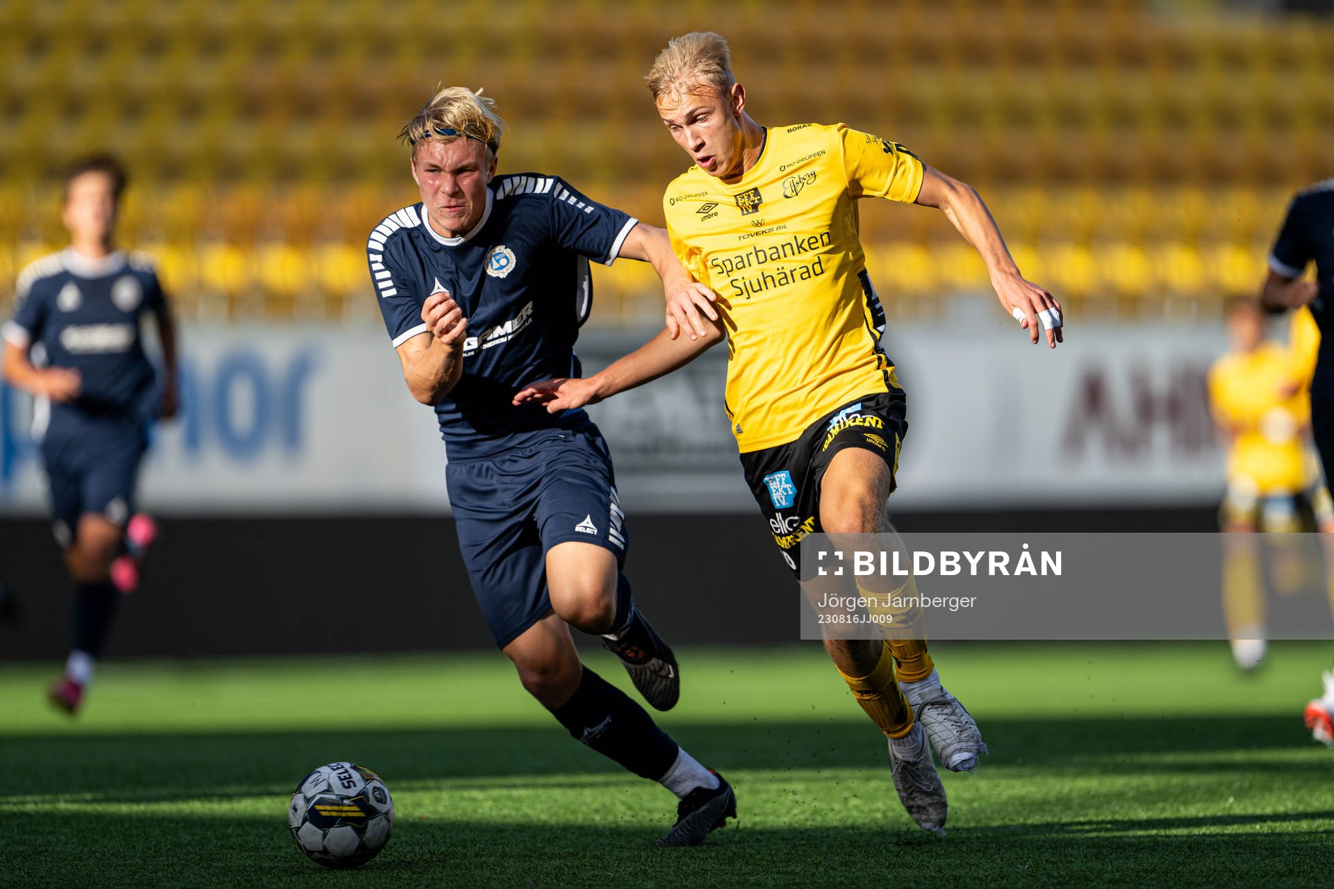 Utsiktens Adam Törnqvist och Elfsborgs Leo Östman