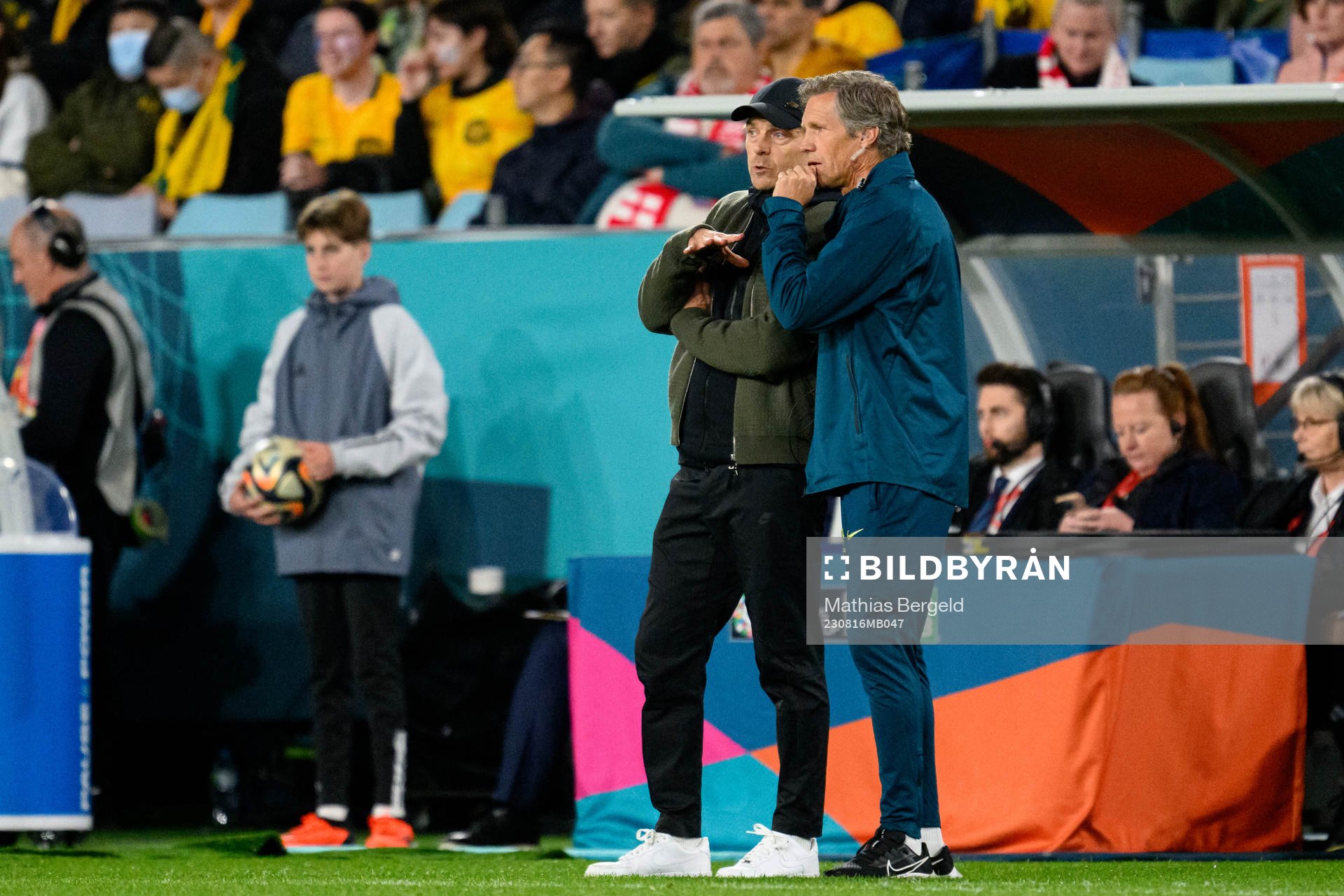 Head coach Tony Gustavsson and assistant coach Jens Fjellström of Australia during the FIFA Women's World Cup semifinal between Australia and England on August 16, 2023 in Sydney.