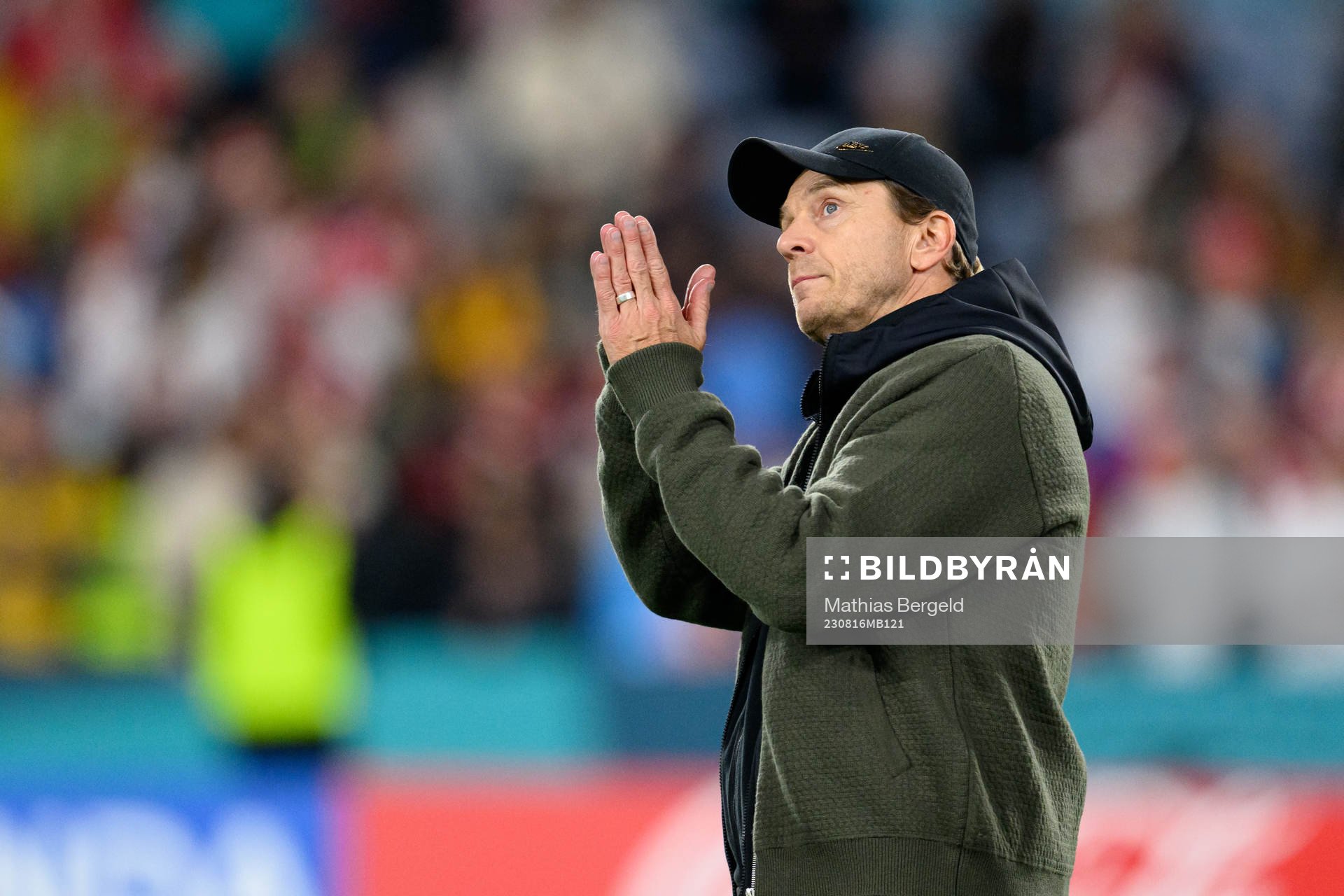 Head coach Tony Gustavsson of Australia look dejected