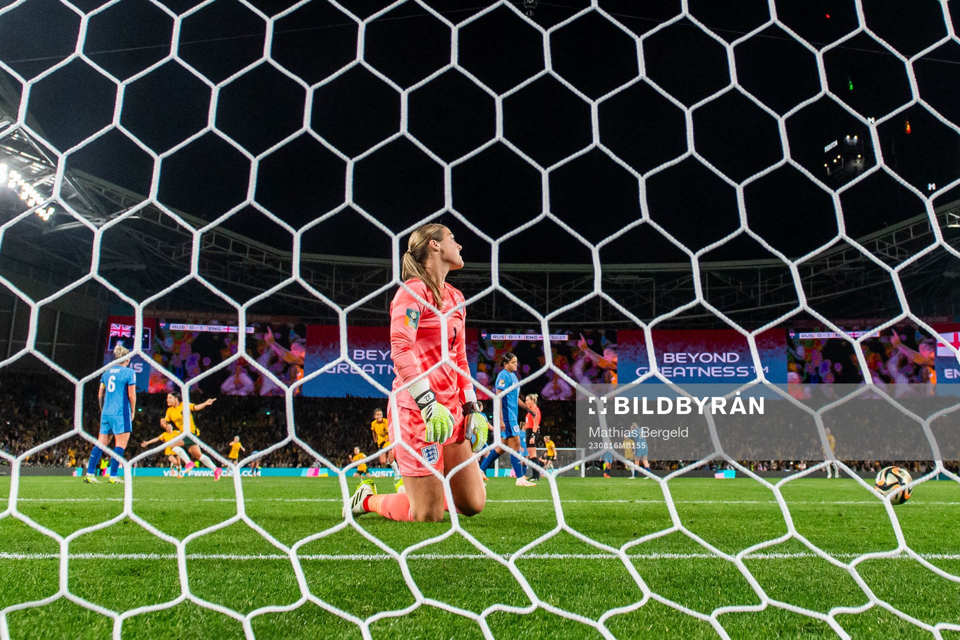 Goalkeeper Mary Earps of England looks dejected