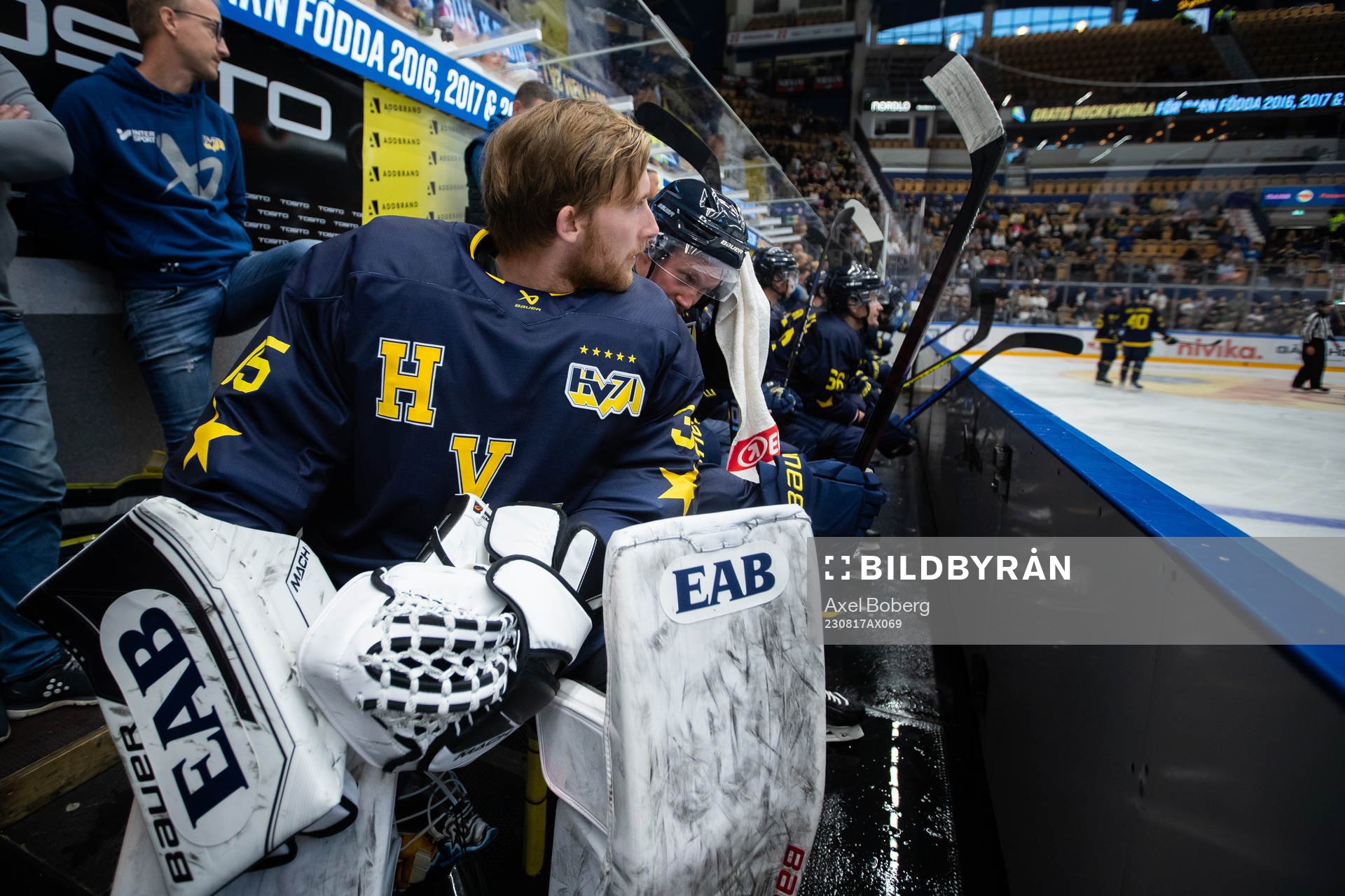 HV71s målvakt Victor Brattström
