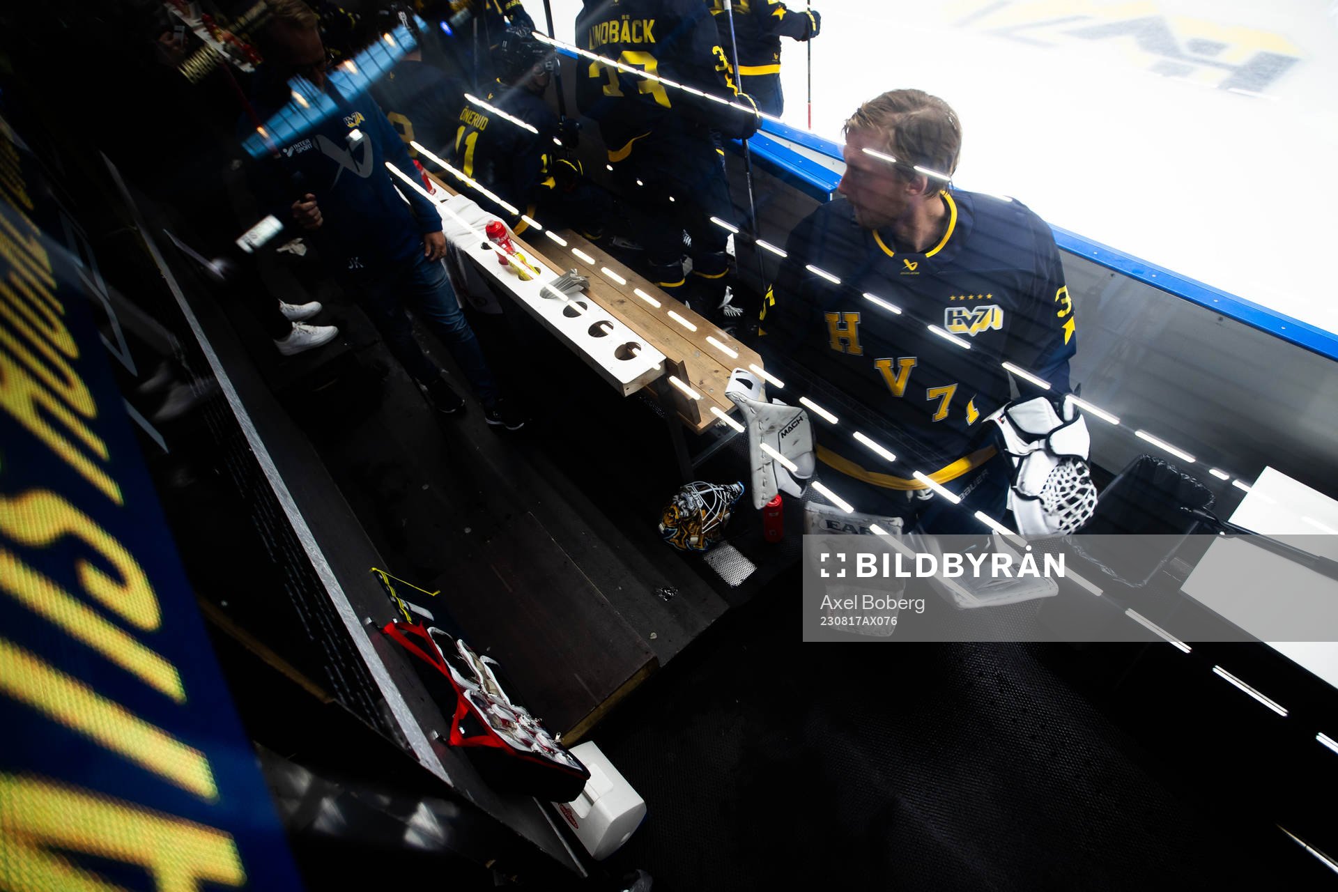 HV71s målvakt Victor Brattström