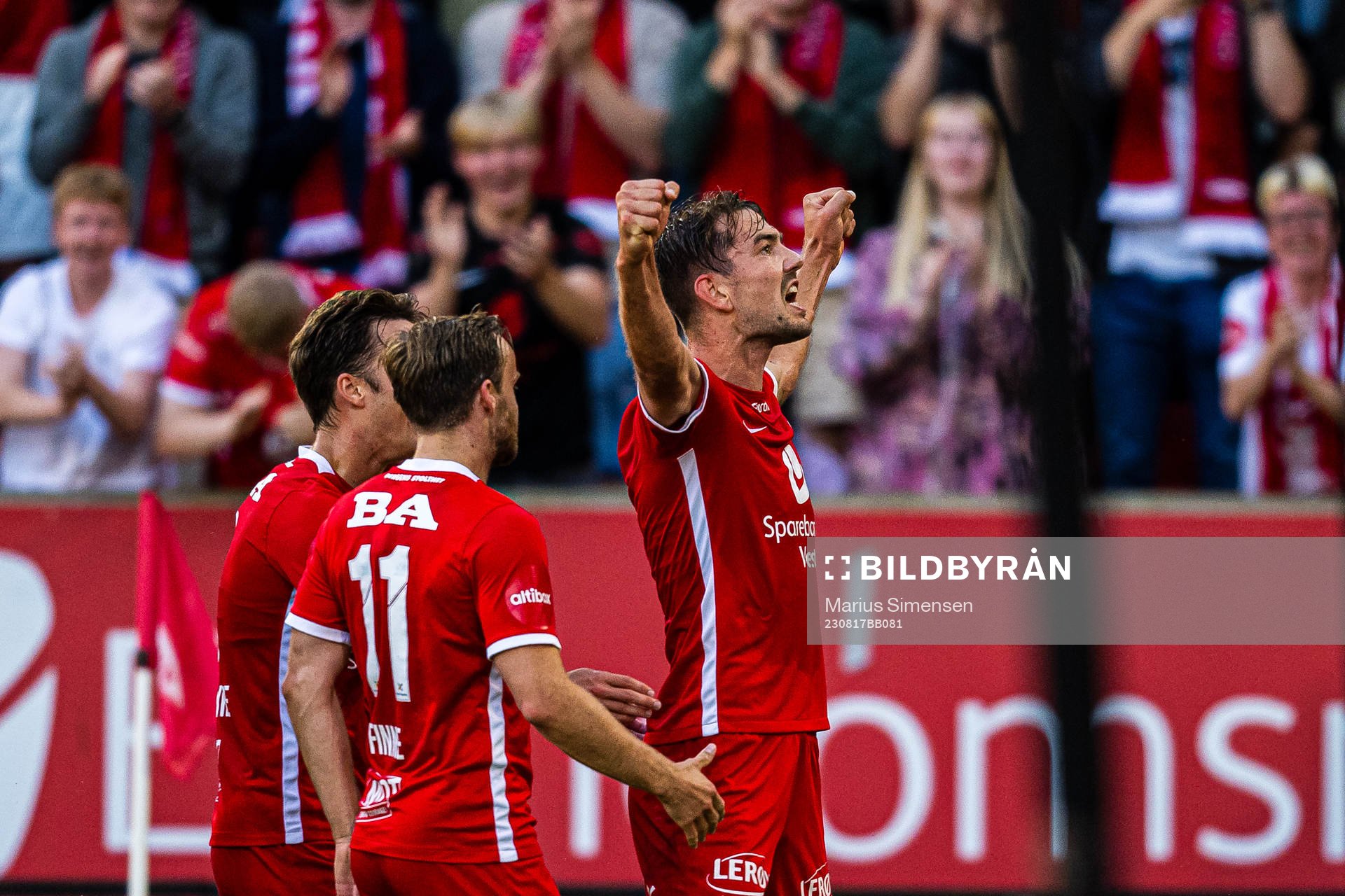 Fredrik Pallesen Knudsen of Brann celebrates