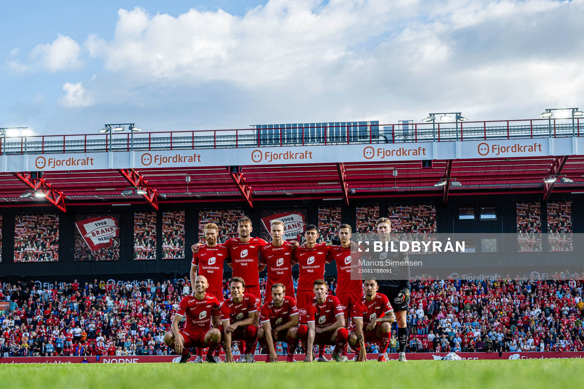 The starting eleven of Brann, from the top left; Sivert
