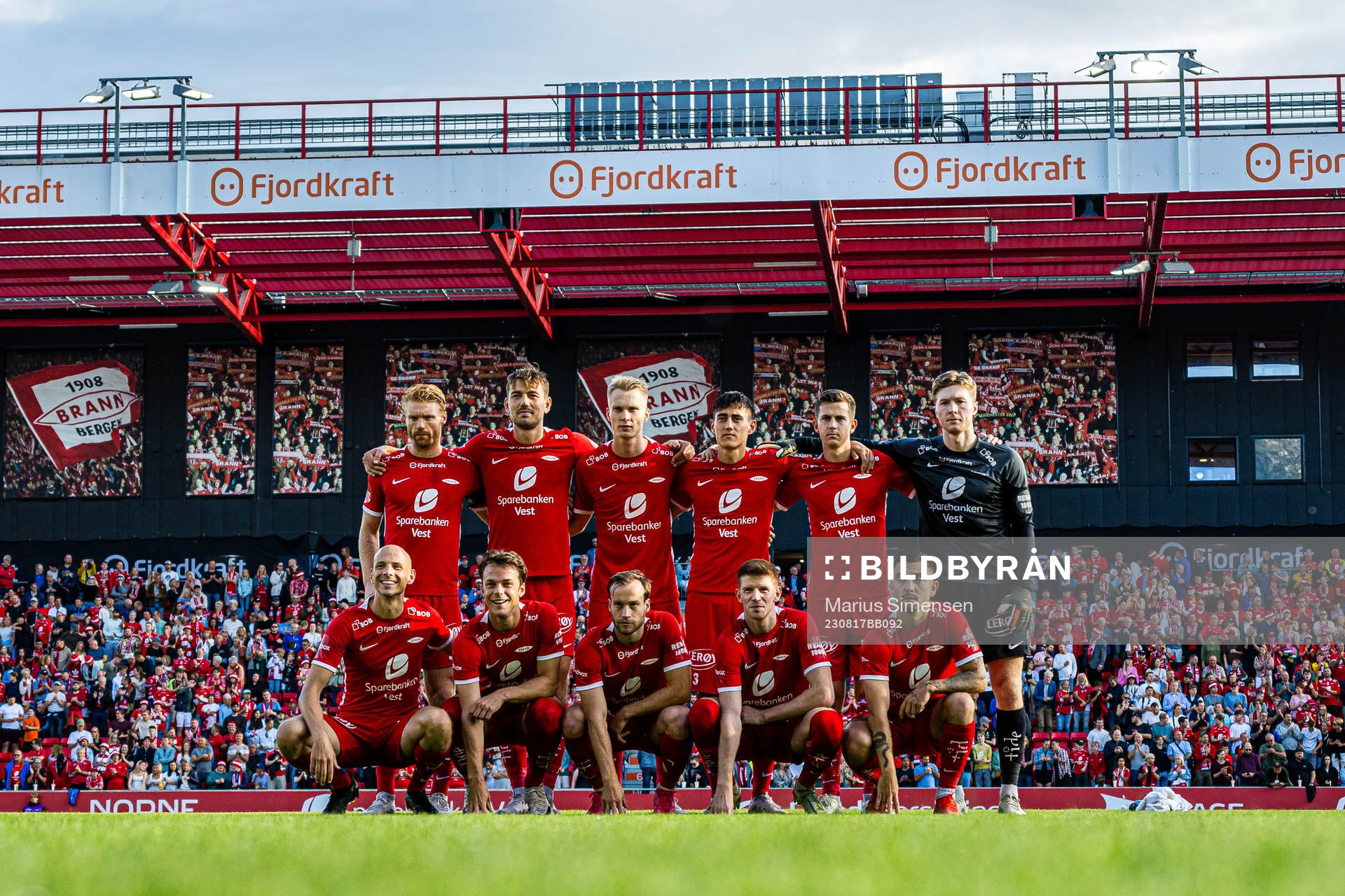 The starting eleven of Brann, from the top left; Sivert