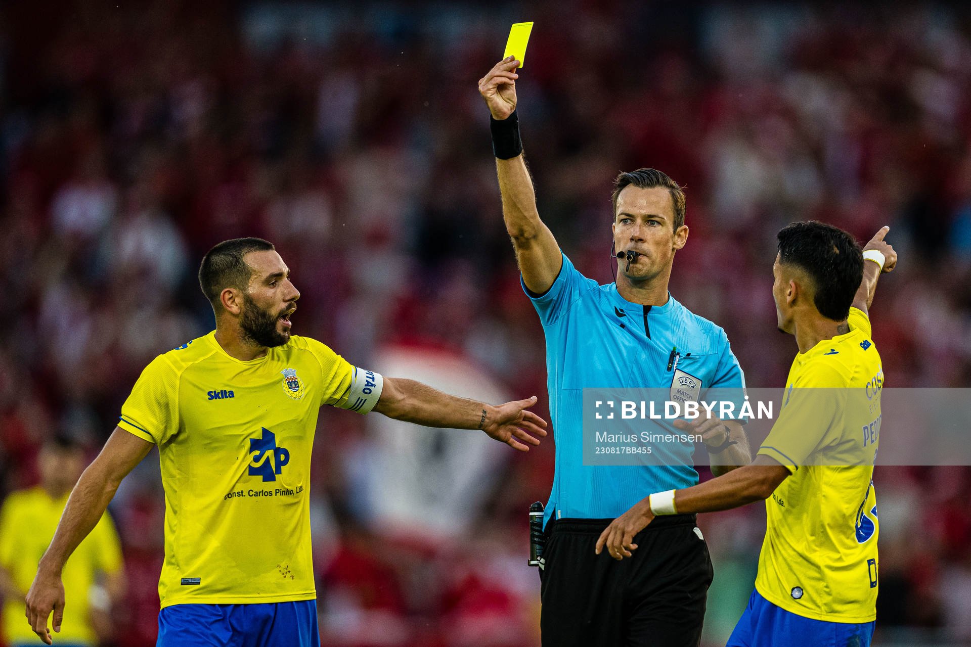 Tiago Esgaio and Pedro Santos of Arouca reacts at Bram Van