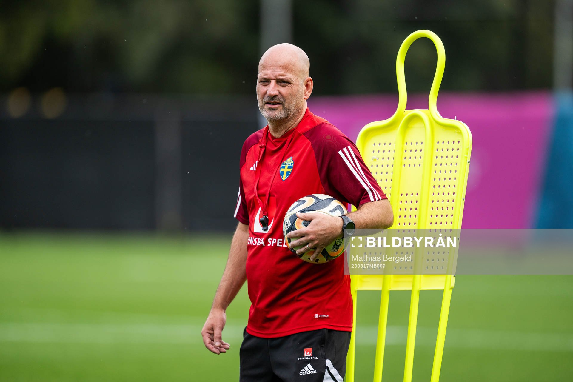 Assistant coach Magnus Wikman of the Swedish women's