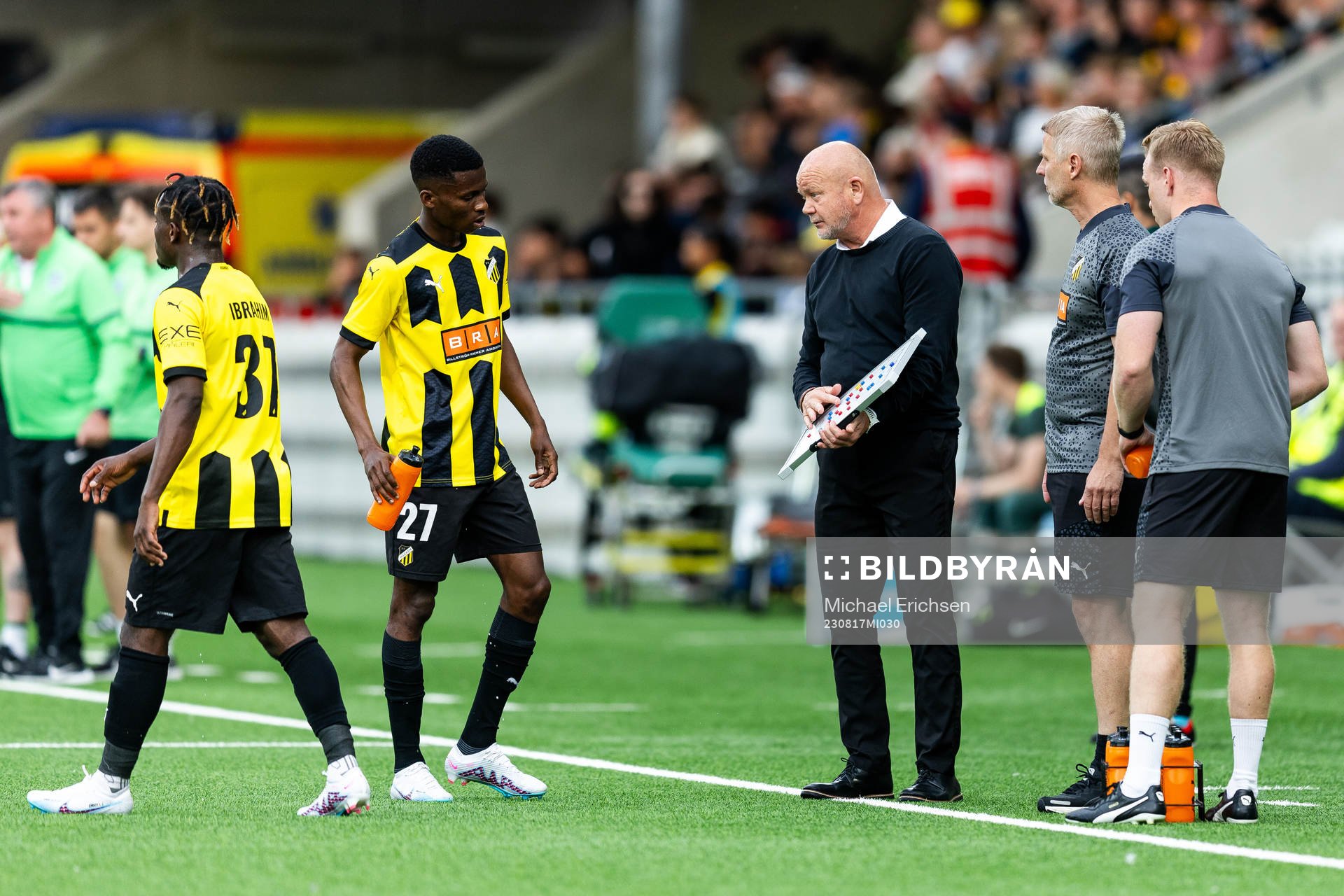 Akoua Romeo Amane and Head coach Head coach Per-Mathias