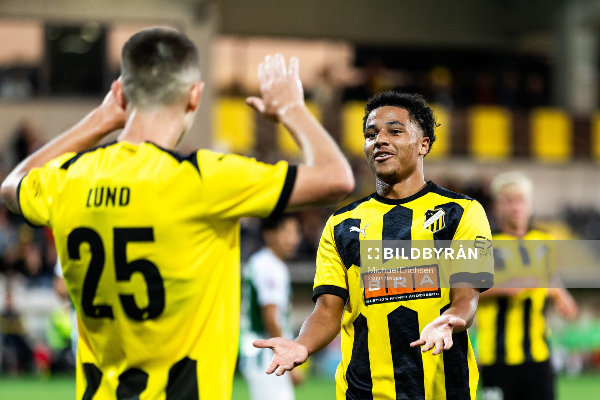 Momodou Lamin Sonko of Häcken celebrates with Kristoffer