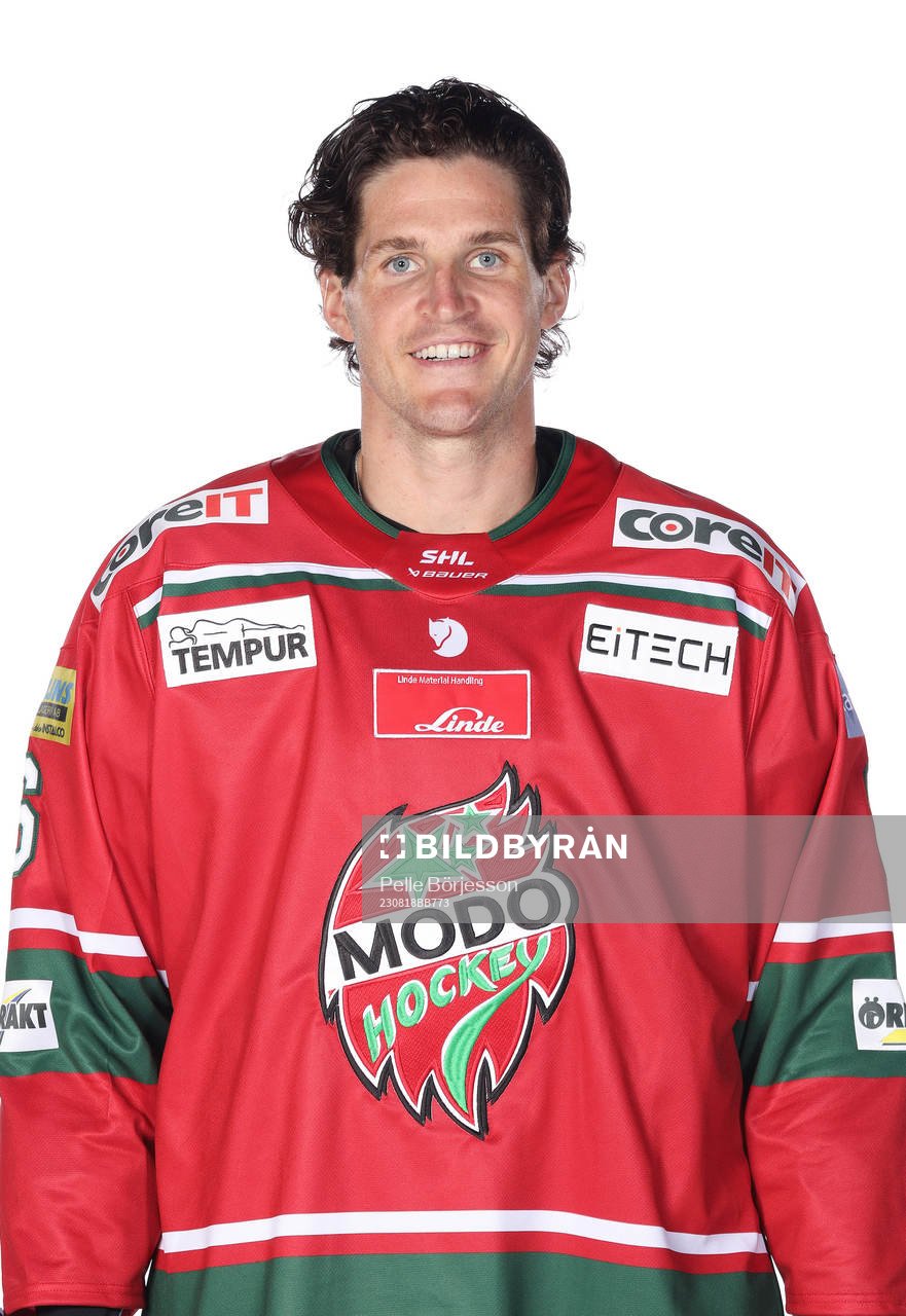 s Daniel Brickley