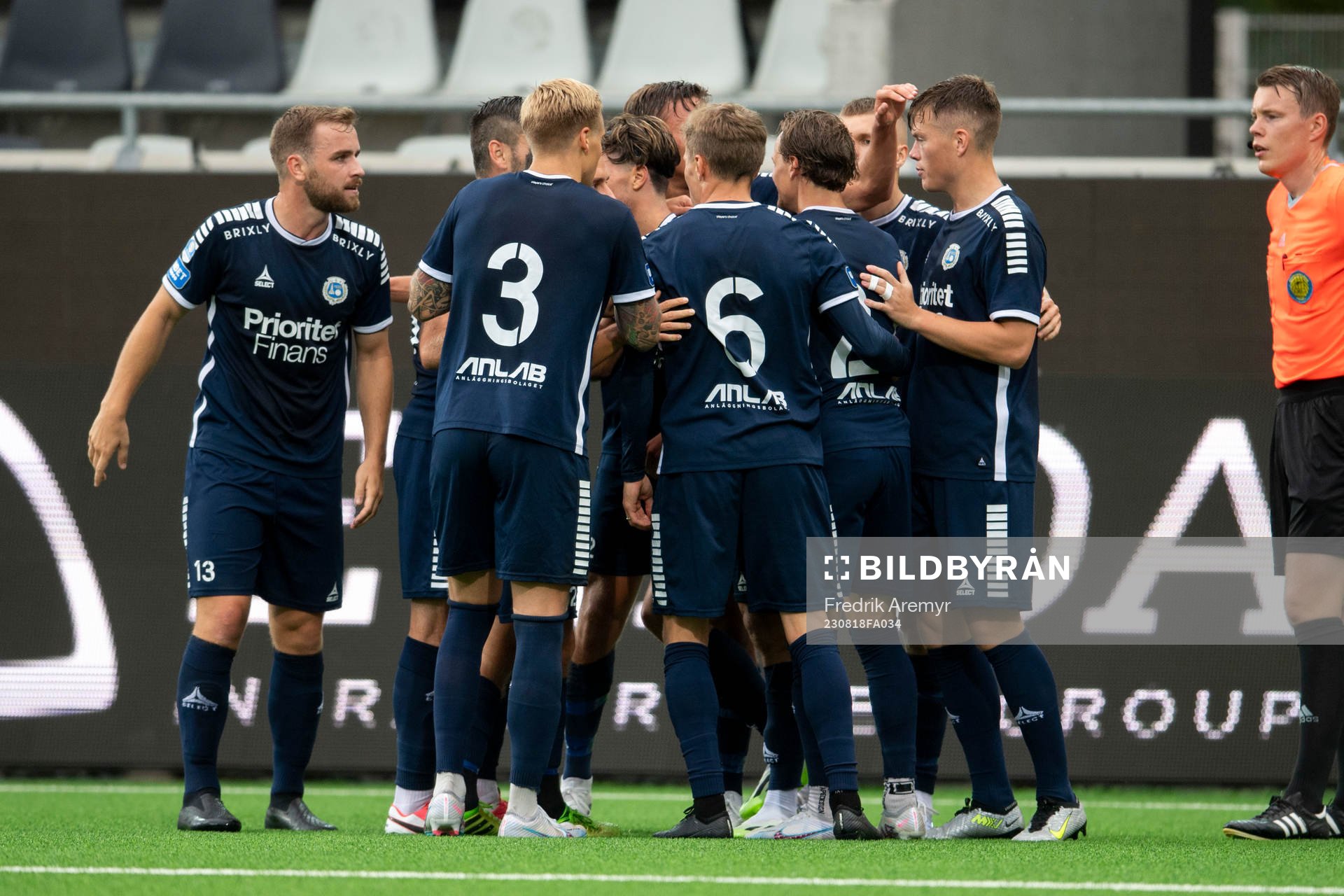 Utsiktens spelare jublar