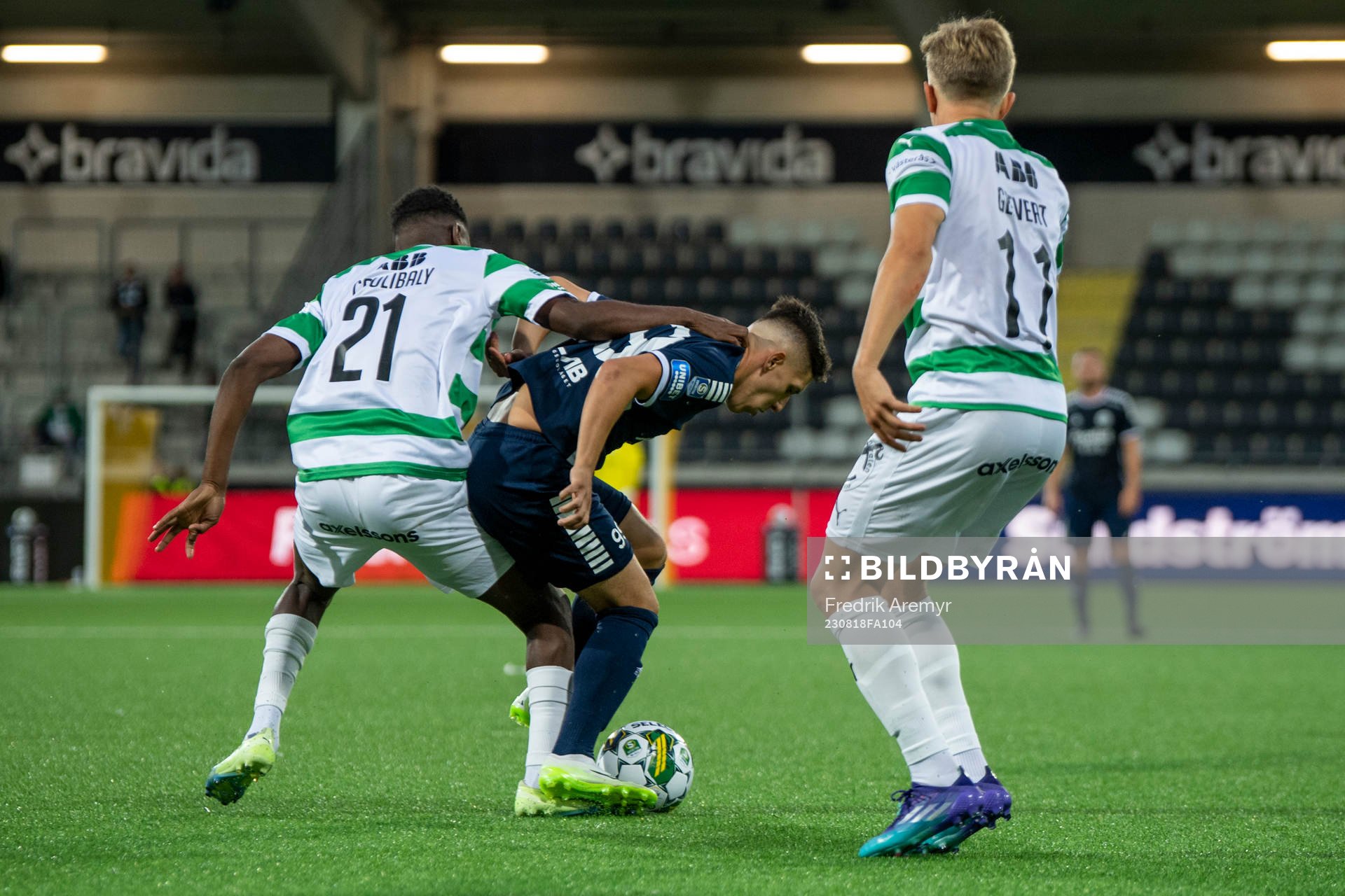 Västerås SKs Aly Coulibaly , Utsiktens Emir Bosnic och